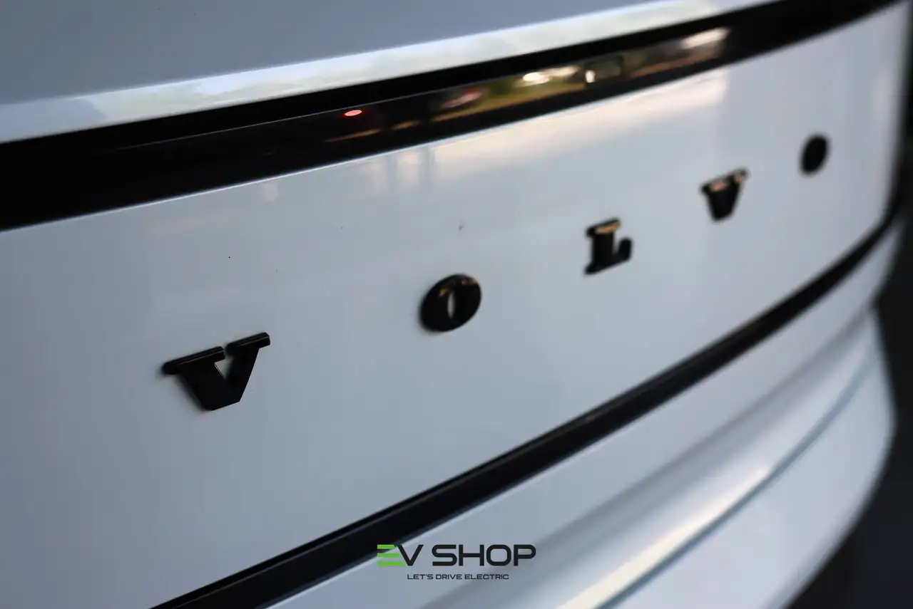 Volvo EX30 69 kWh RWD SM Extended Range Ultra 97.4% SoH 360°, миниатюра 24