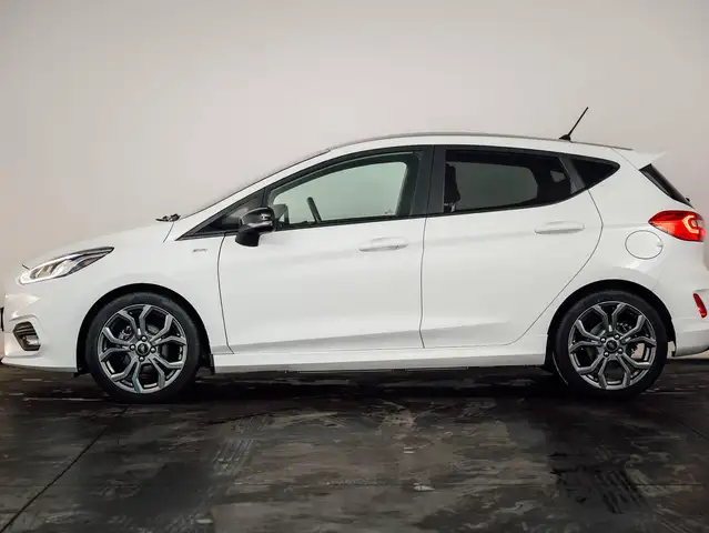 Ford Fiesta view 2