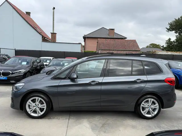 BMW 2 Series view 8