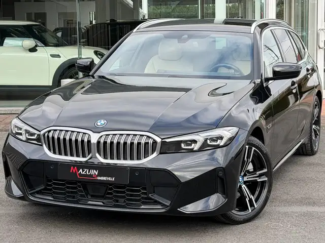 BMW 320 Touring 320eAS PHEV * Pack M * Cuir * Caméra * Att Rem *