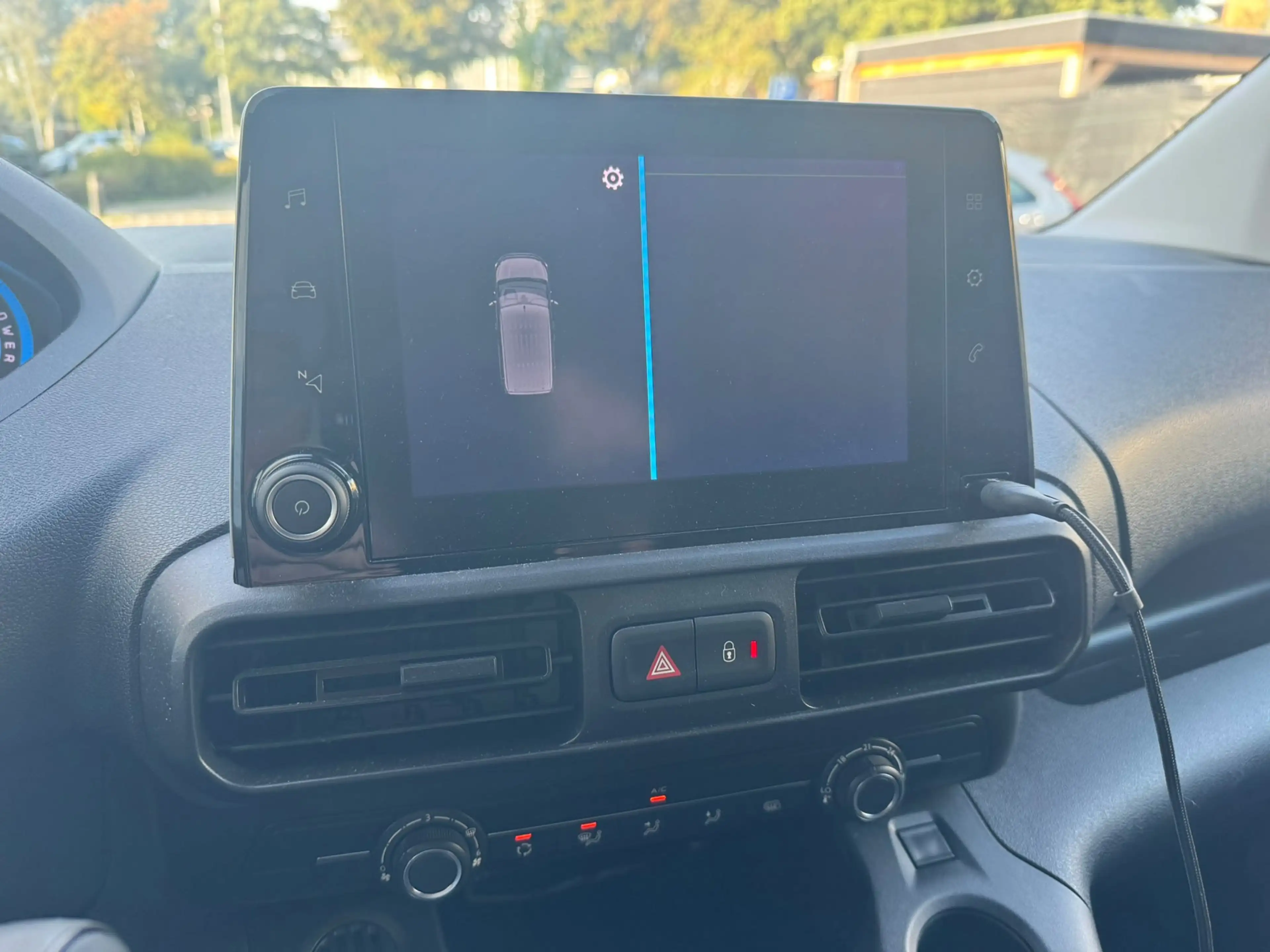 Peugeot Partner E-PARTNER 136 L1 50 kWh — photo 14