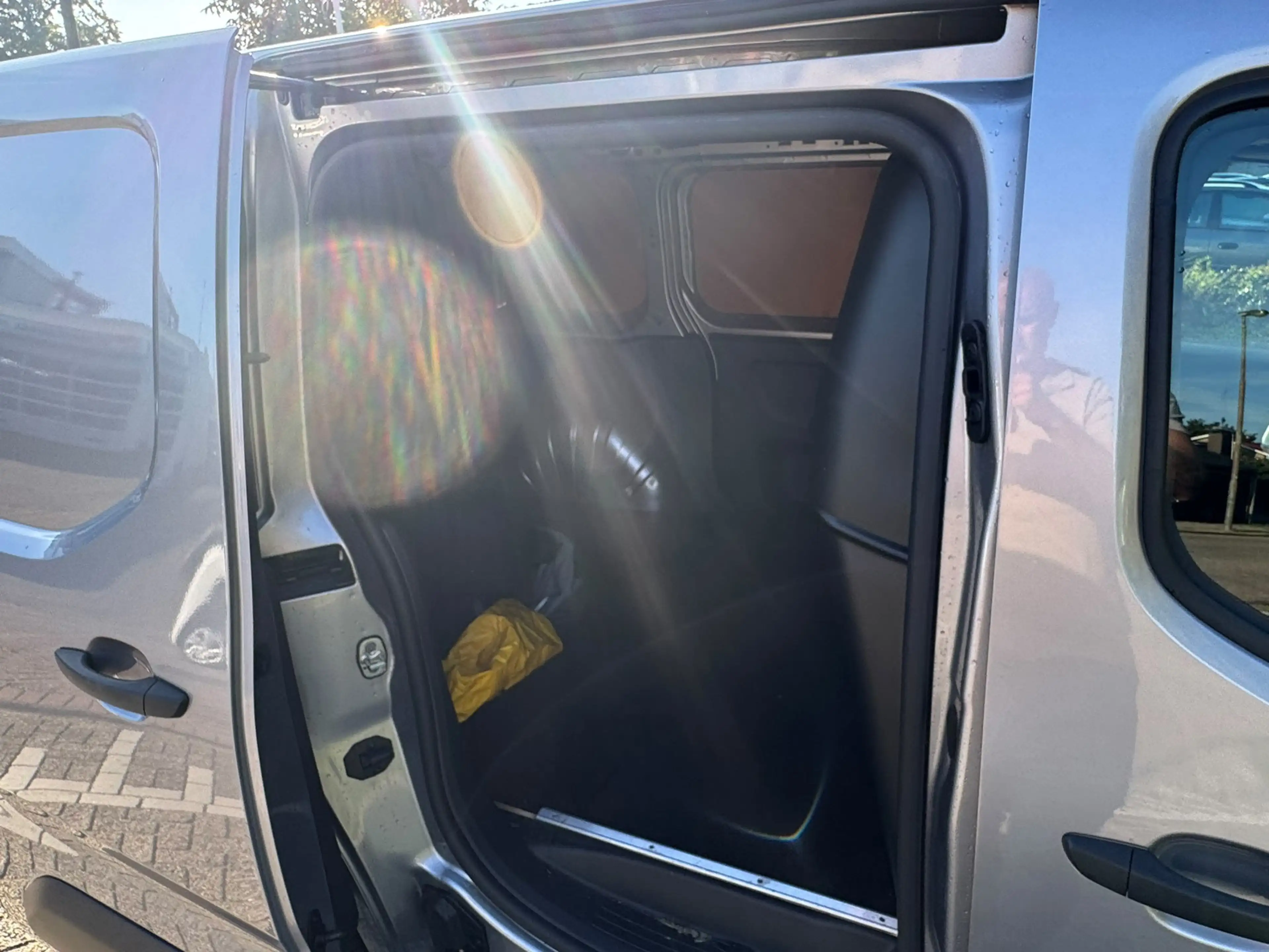 Peugeot Partner E-PARTNER 136 L1 50 kWh — photo 7