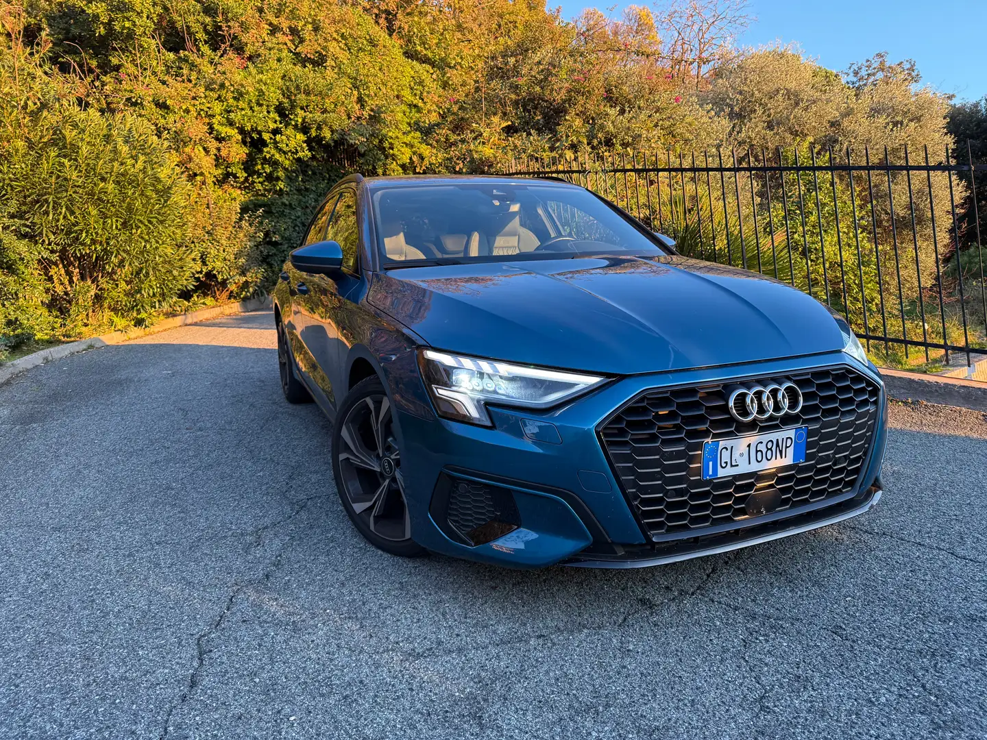 Audi A3 *BELLISSIMA A3 S-LINE* *UNIPROPRIETÀ* *KM VERI* Blu/Azzurro - 2