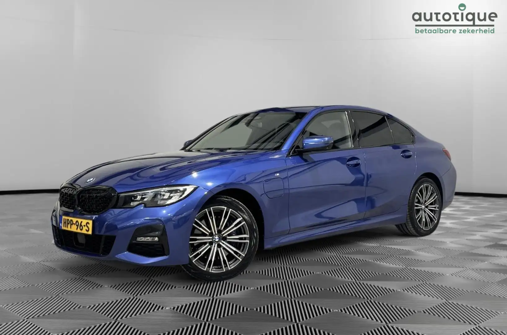 BMW 330 3-serie 330e M-Sport Aut. | shadow line | driving Blu/Azzurro - 1