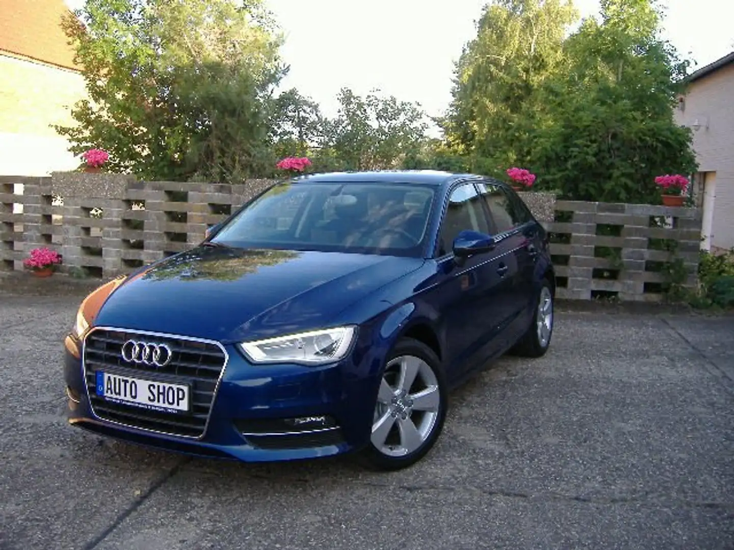 Audi A3 ambition 1,4 TFSI * Xenon * 1.Hand * Top gepf. Blau - 1