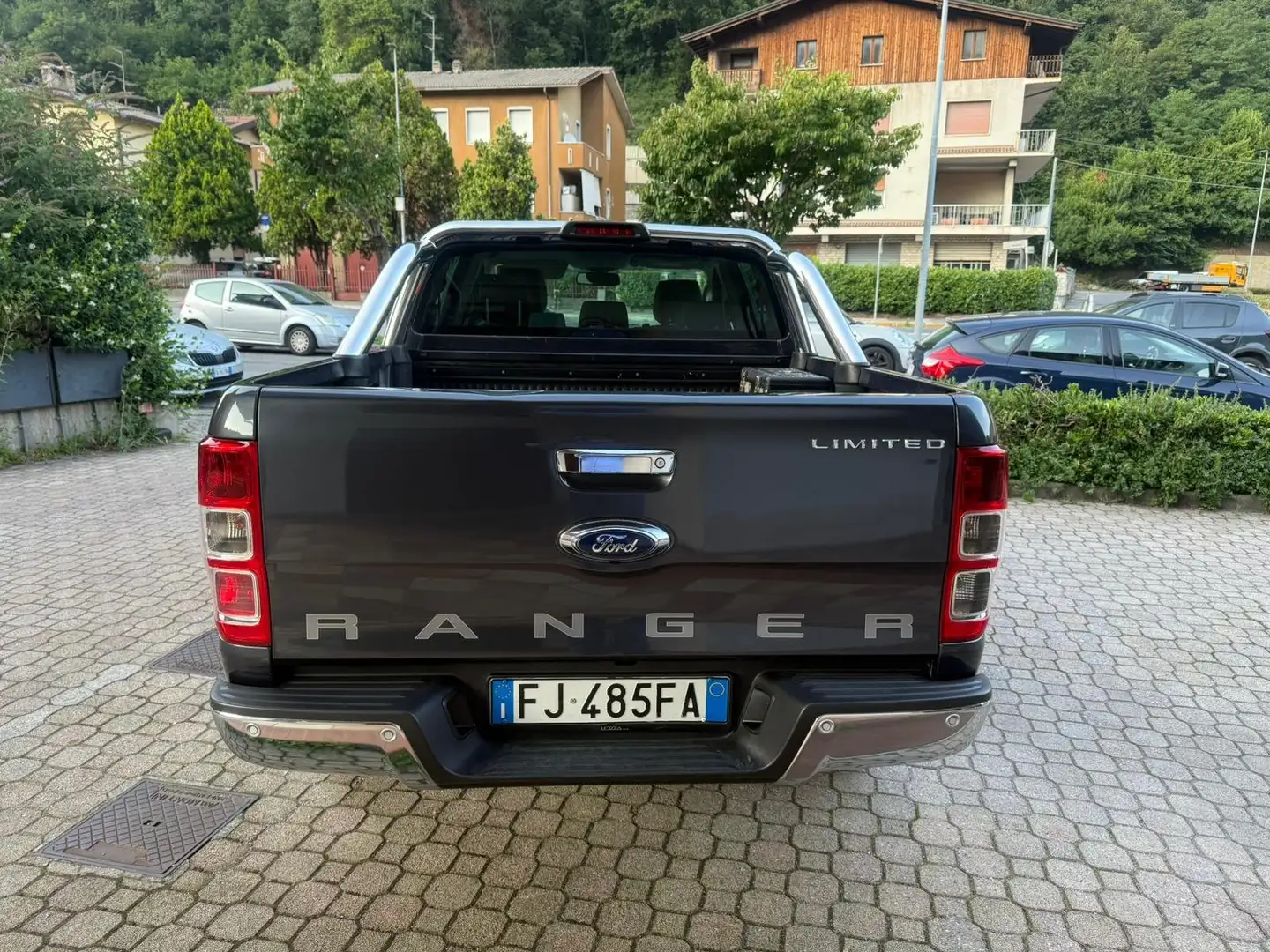 Ford Ranger Ranger VII 2016 2.2 tdci double cab Limited 160cv Grigio - 2
