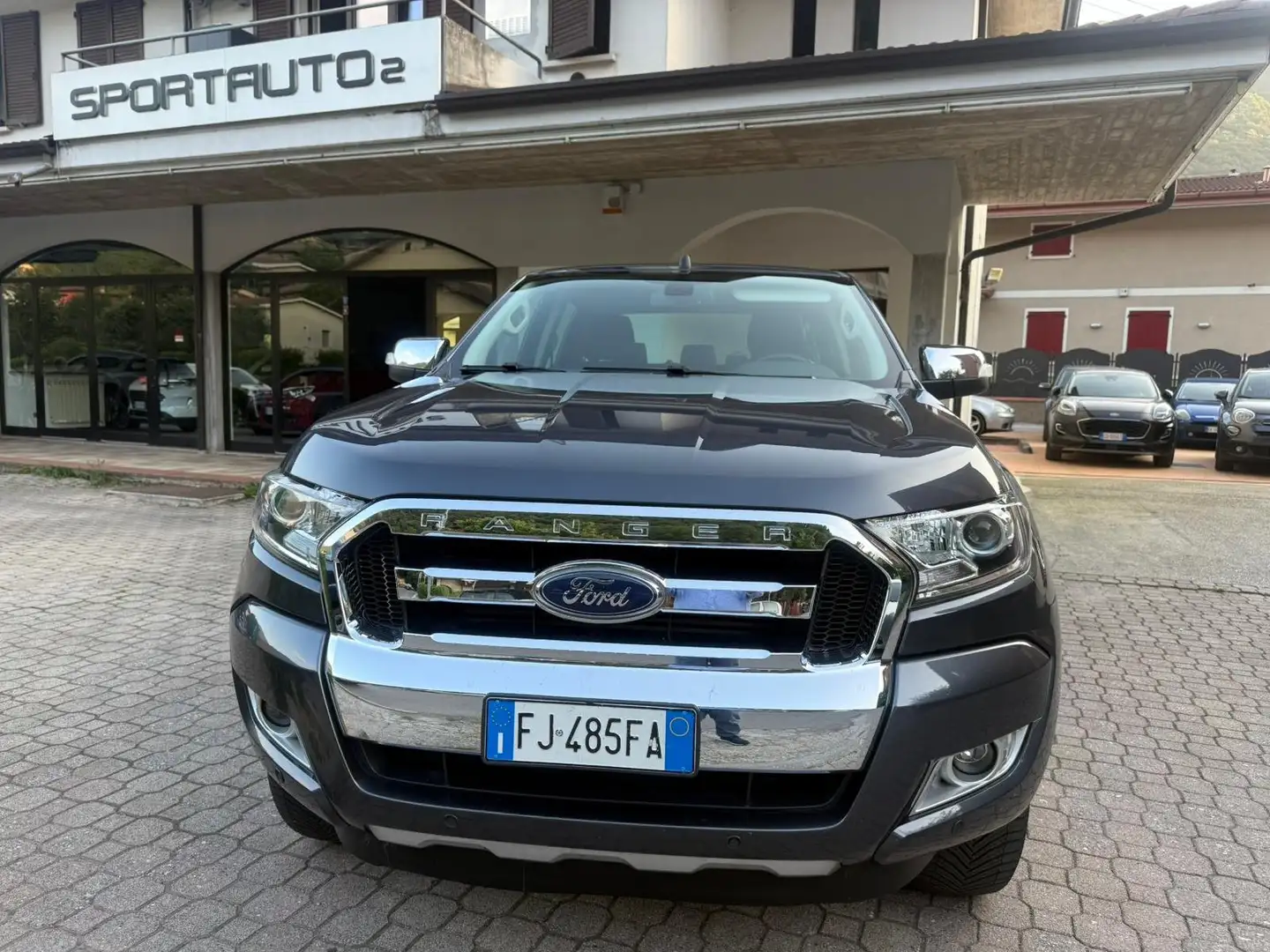 Ford Ranger Ranger VII 2016 2.2 tdci double cab Limited 160cv Grigio - 1