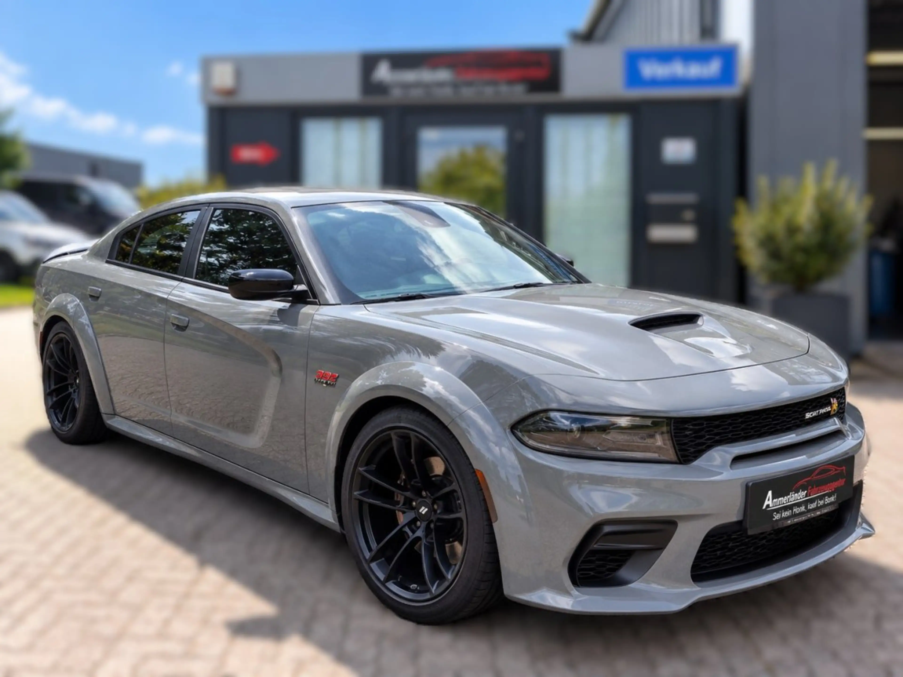 Dodge Charger 6,4 Liter  Widebody *NAVI-XENON-SHZ-ALCANTARA-KLAP — photo 2