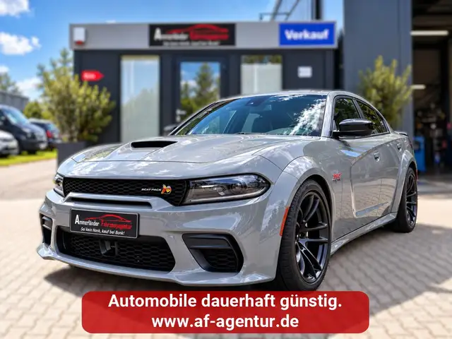 Dodge Charger 6,4 Liter  Widebody *NAVI-XENON-SHZ-ALCANTARA-KLAP