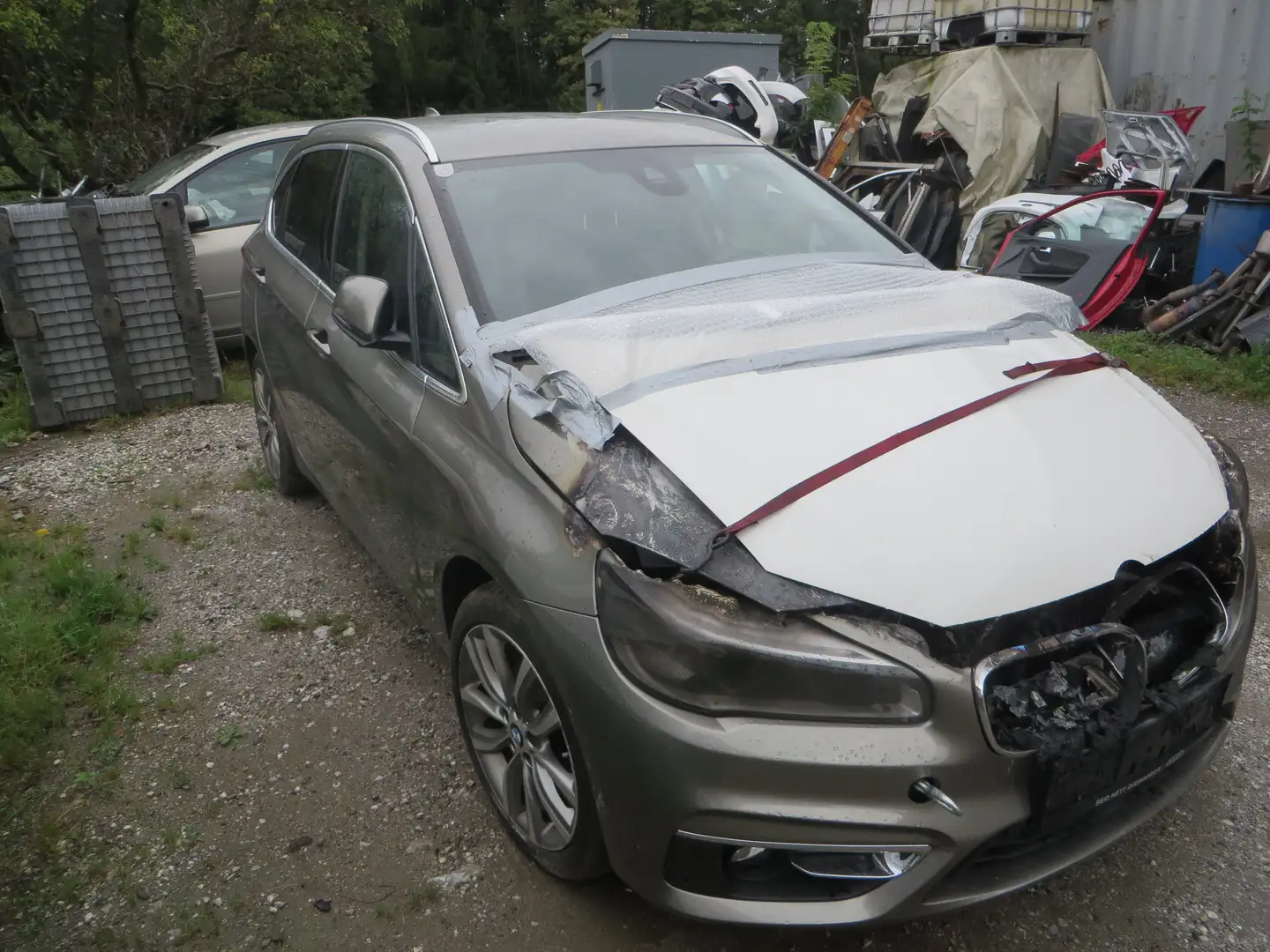 BMW 218 218d Active Tourer Sport Line Aut. Gris - 2