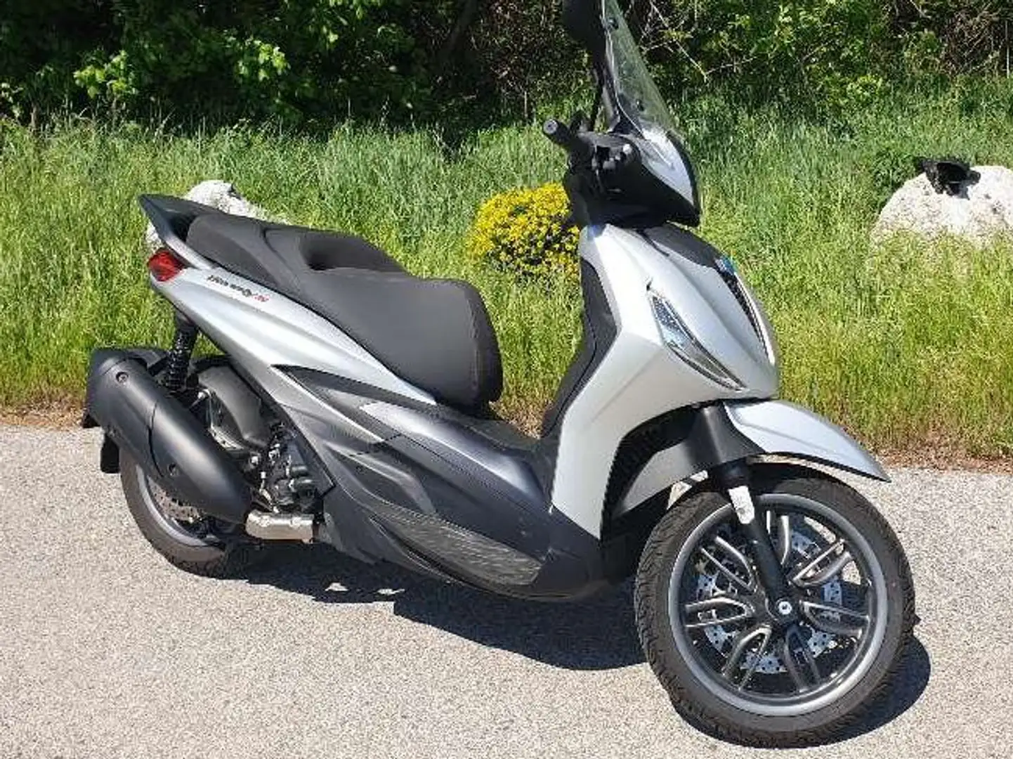 Piaggio Beverly 300 S Argintiu - 1