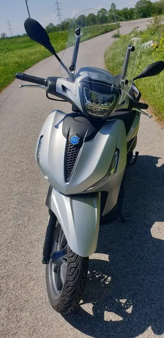 Piaggio Beverly 300 S Argintiu - 2