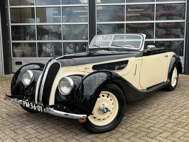 BMW 327 / 28 cabriolet / 6 Cil / Vleugelwielmoer / BMW