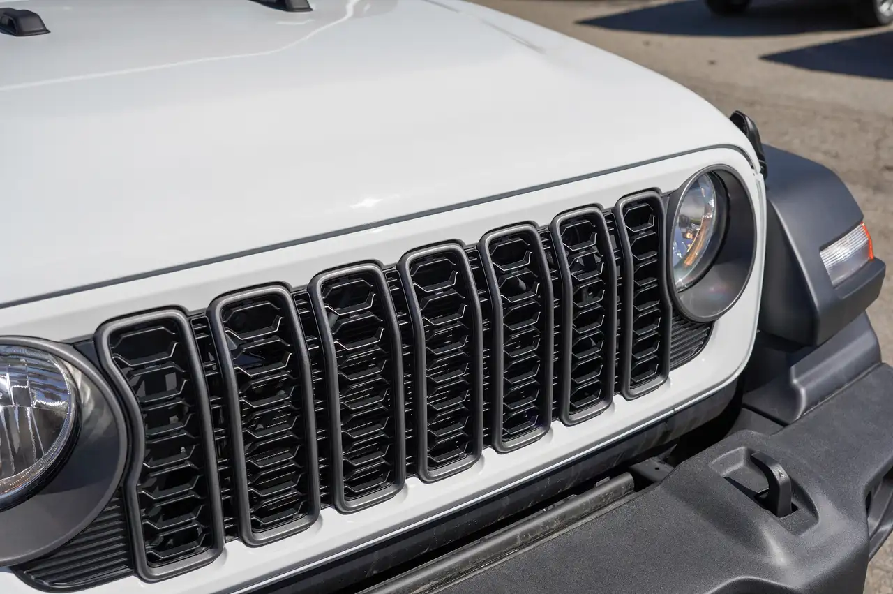 Jeep Wrangler снимка Jeep Wrangler