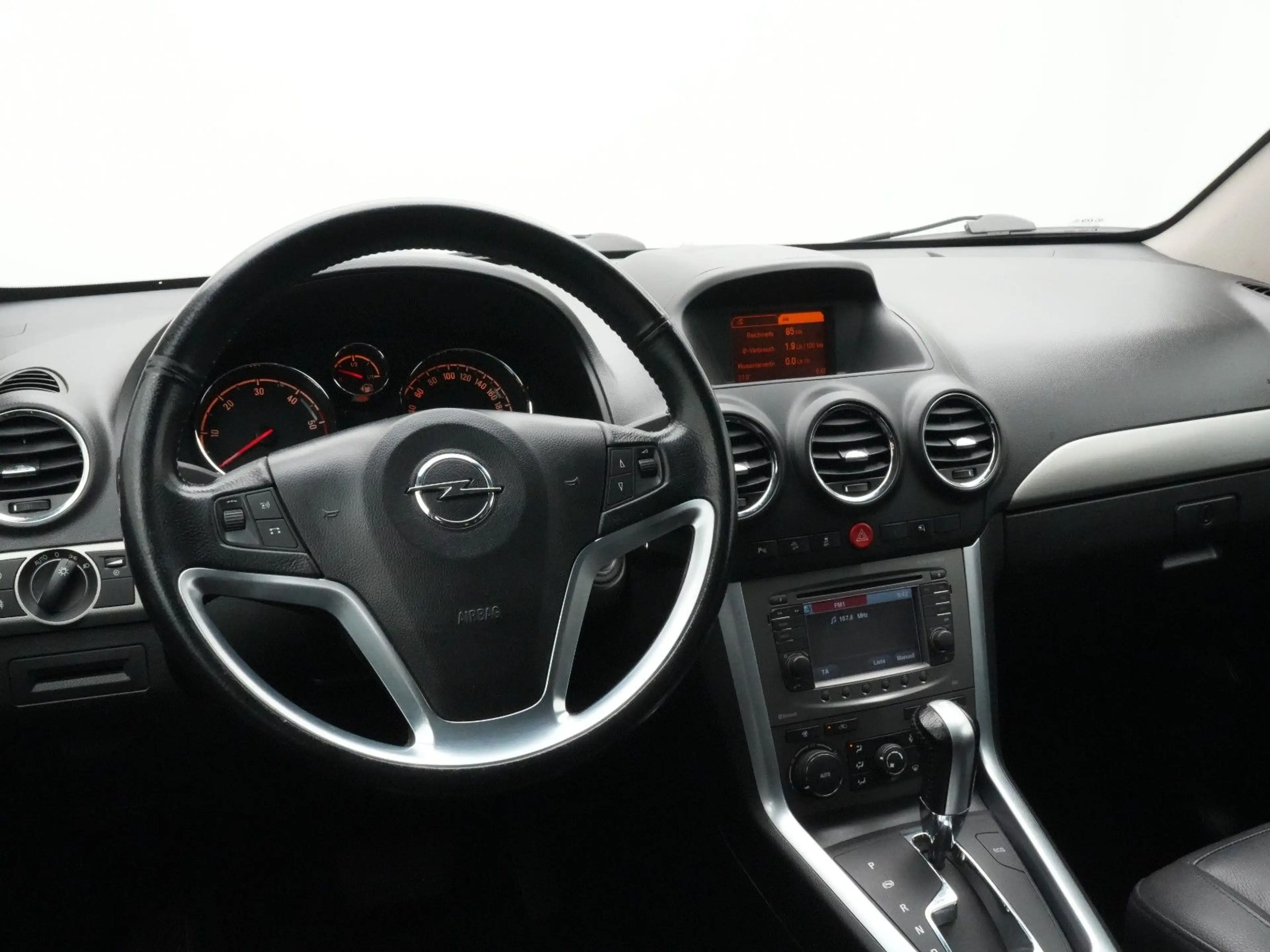 Opel Antara Cosmo 4x4 — photo 11
