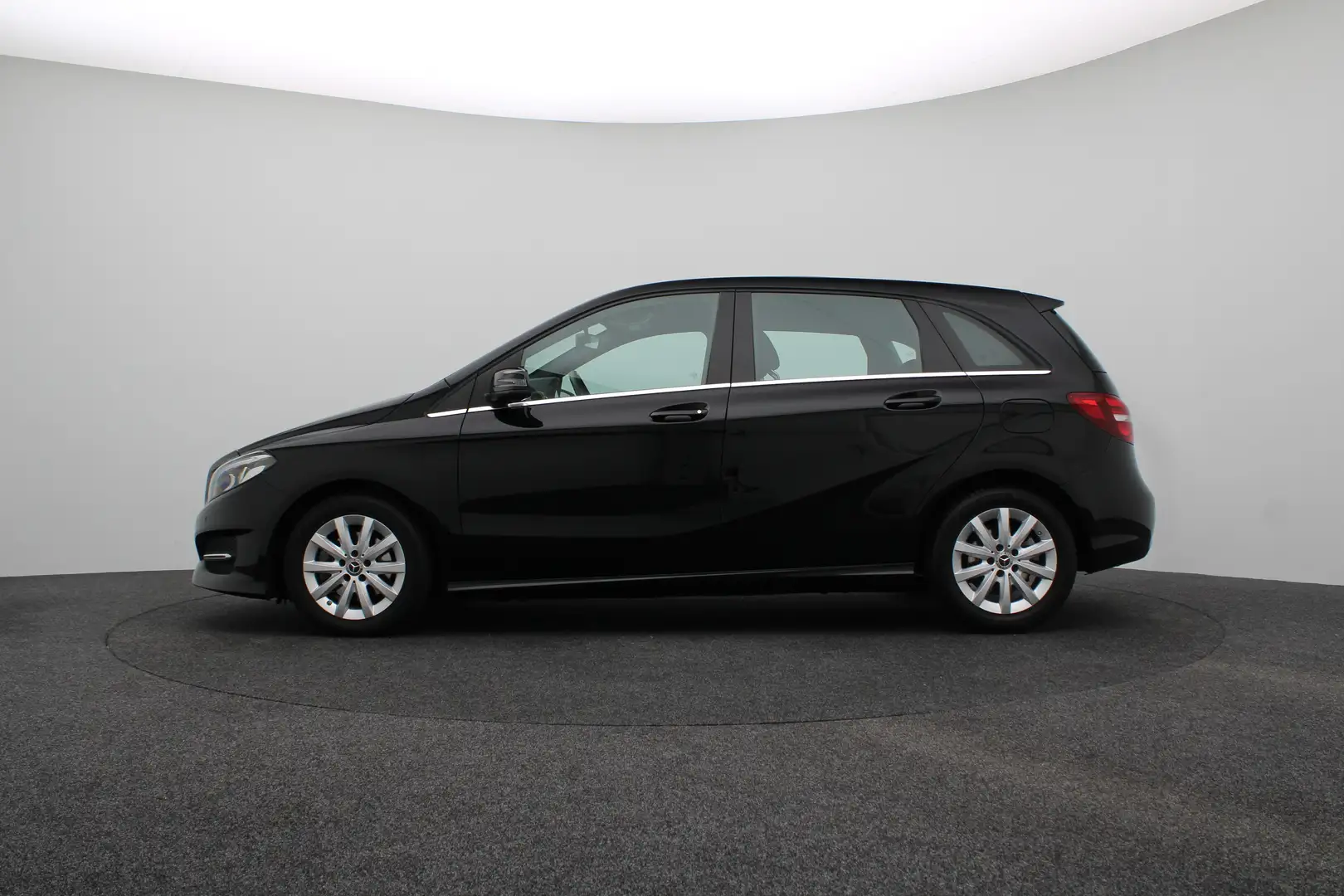 Mercedes-Benz B 180 Ambition Automaat | Achterbank in delen neerklapba Noir - 2