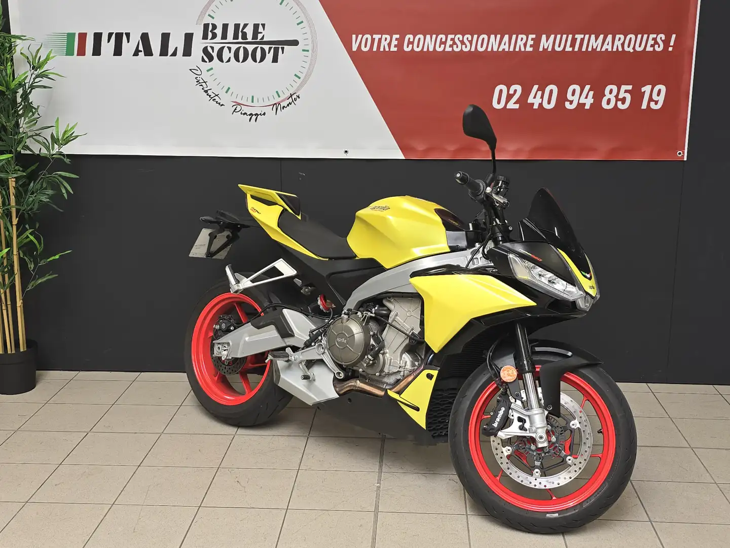 Aprilia Tuono Galben - 2