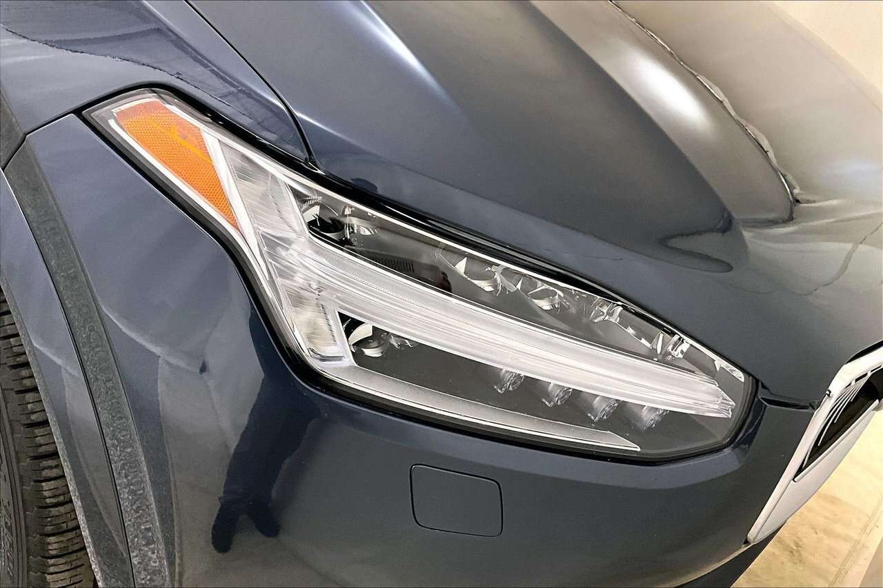 2022 Volvo XC90 MOMENTUM CLIMATE - 20'' WHEELS - PANORAMIC SUNROOF thumb 31