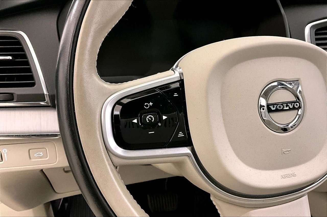 2022 Volvo XC90 MOMENTUM CLIMATE - 20'' WHEELS - PANORAMIC SUNROOF thumb 20