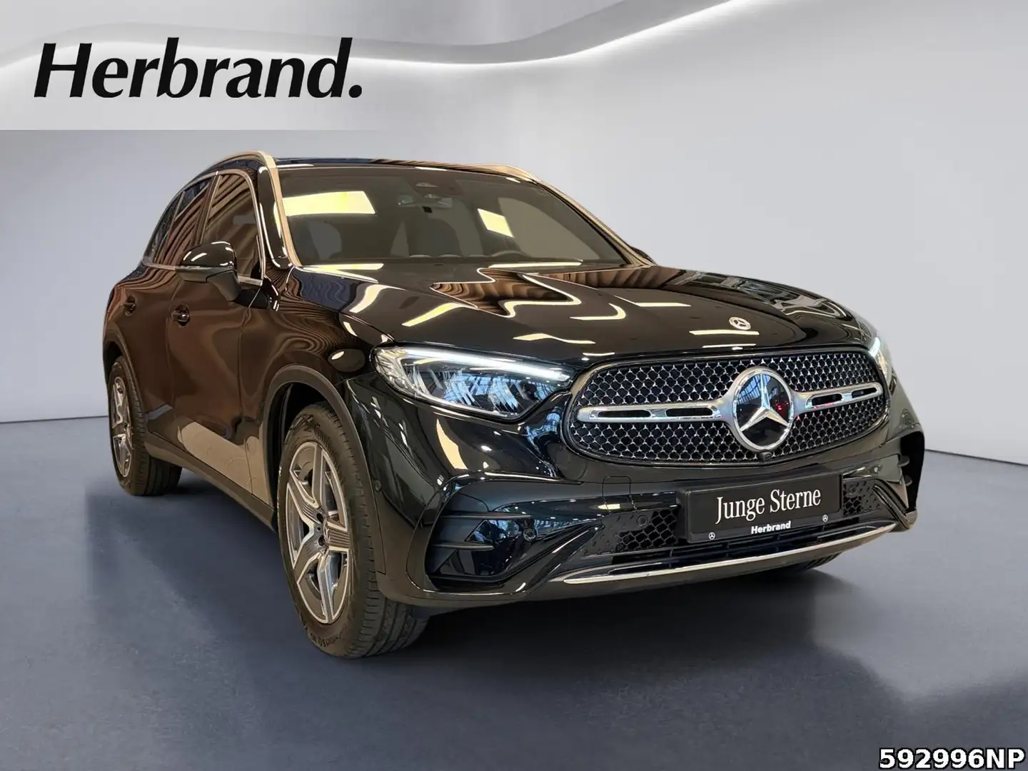 Mercedes-Benz GLC 300 4M AMG AHK Panorama Distronic Totwinkel Schwarz - 2