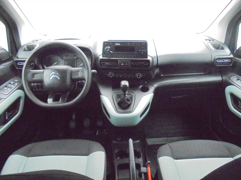 Citroen Berlingo 1.2 PureTech 110PK 7-PERSOONS !! TREKHAAK — photo 13