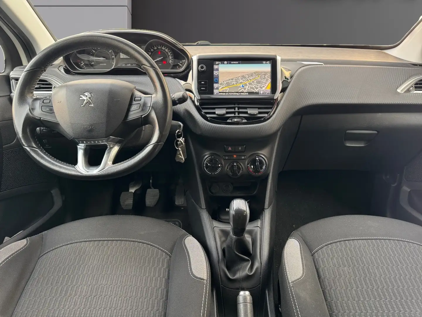 Peugeot 208 Style Blanc - 2