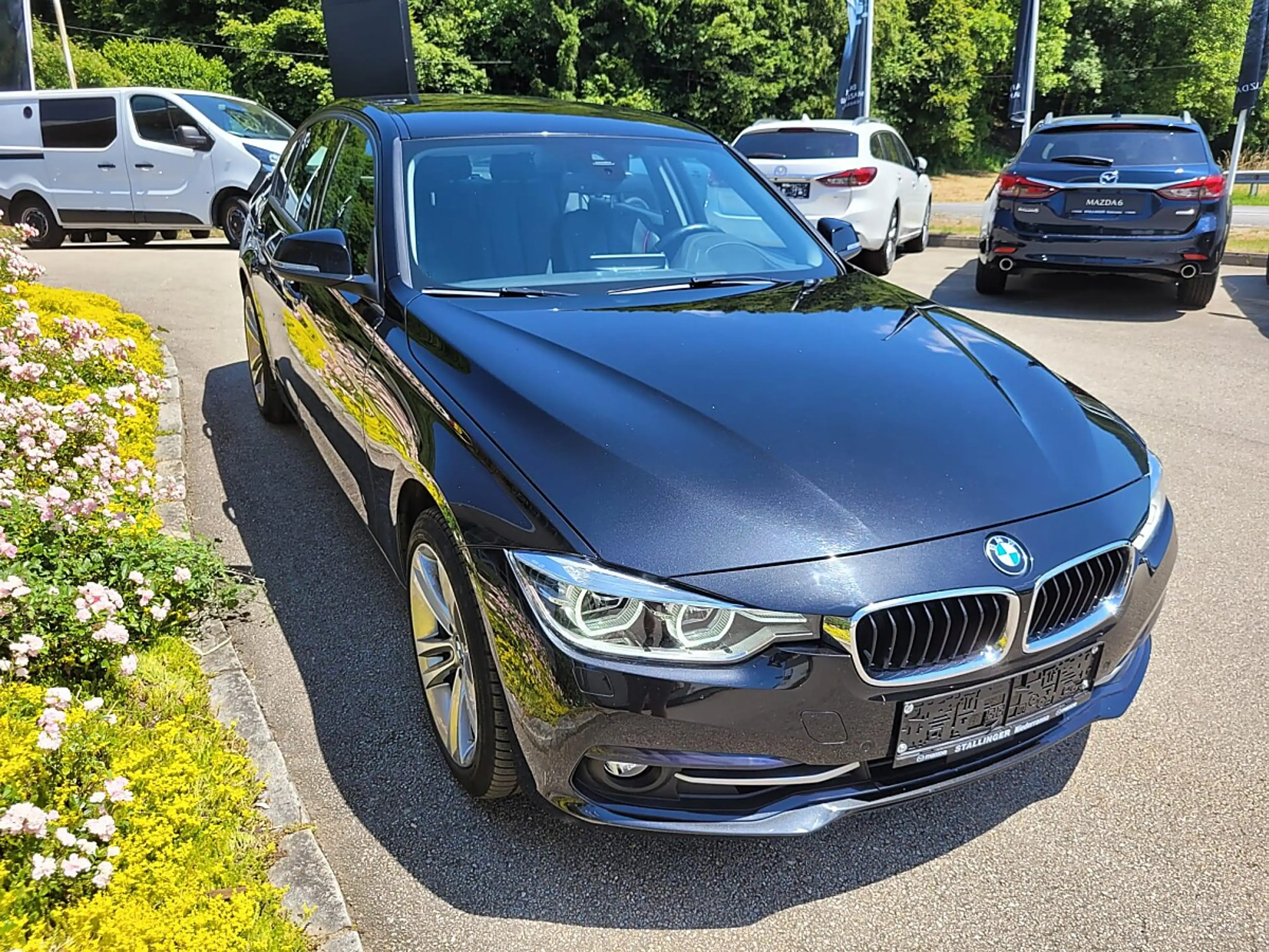 BMW 330 i xDrive Sport Line Aut. — photo 4