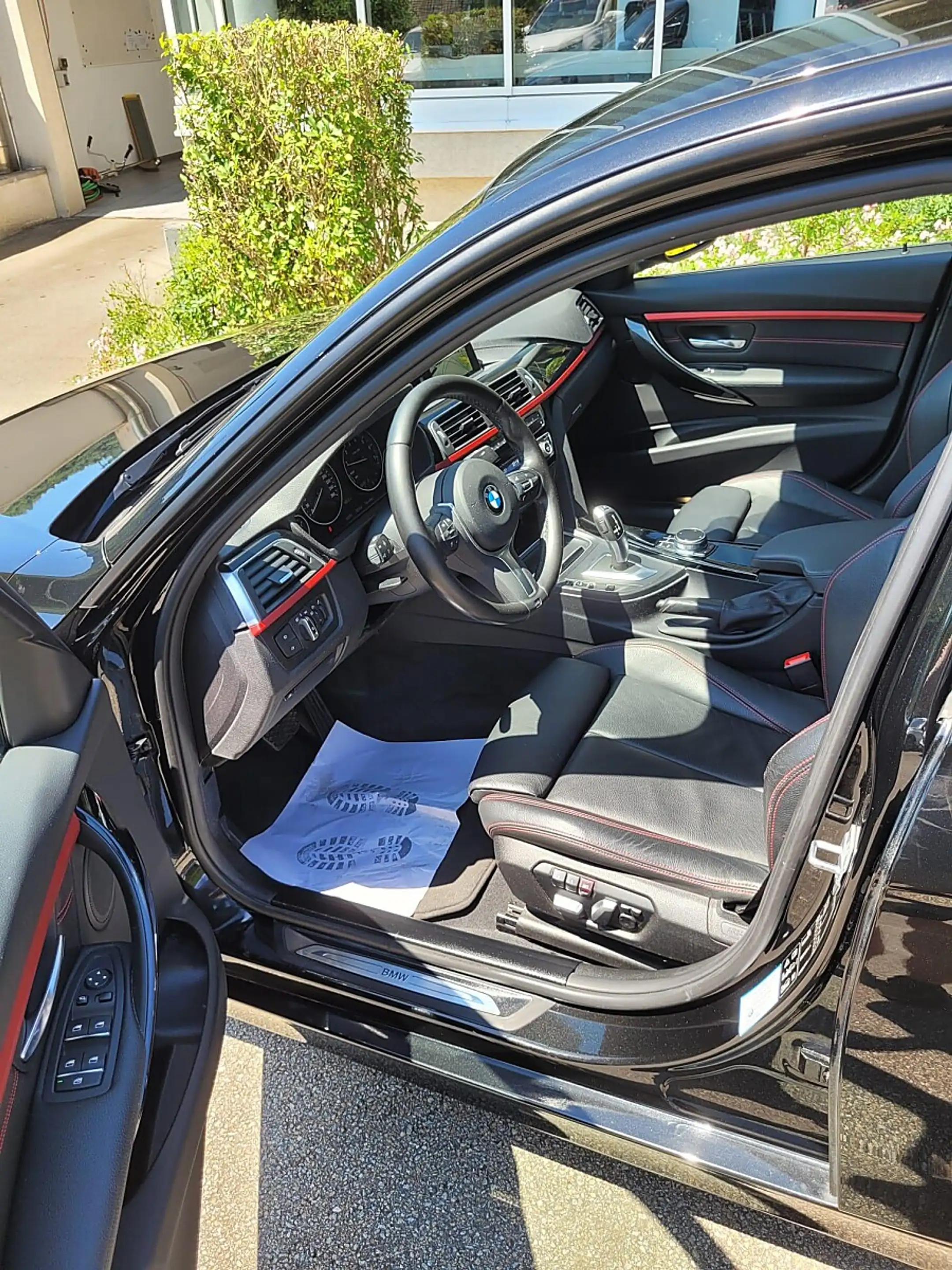 BMW 330 i xDrive Sport Line Aut. — photo 8