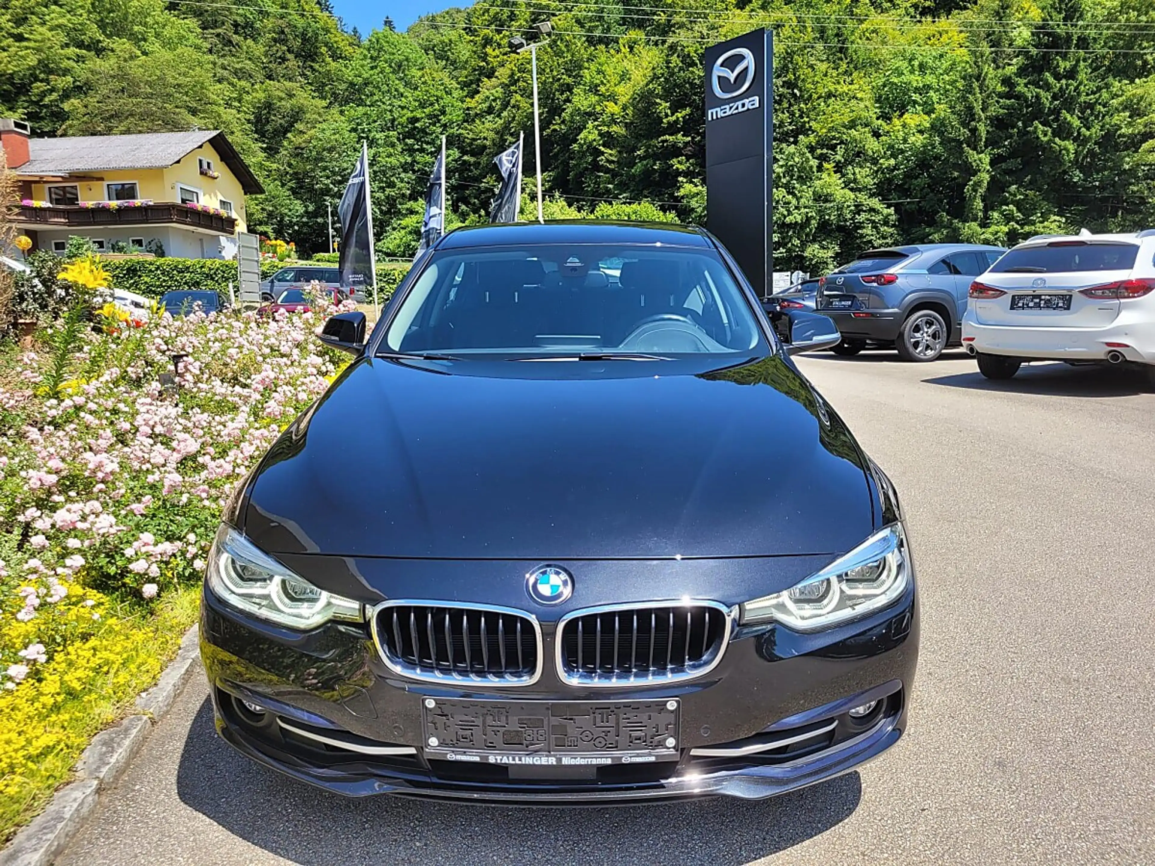 BMW 330 i xDrive Sport Line Aut. — photo 3
