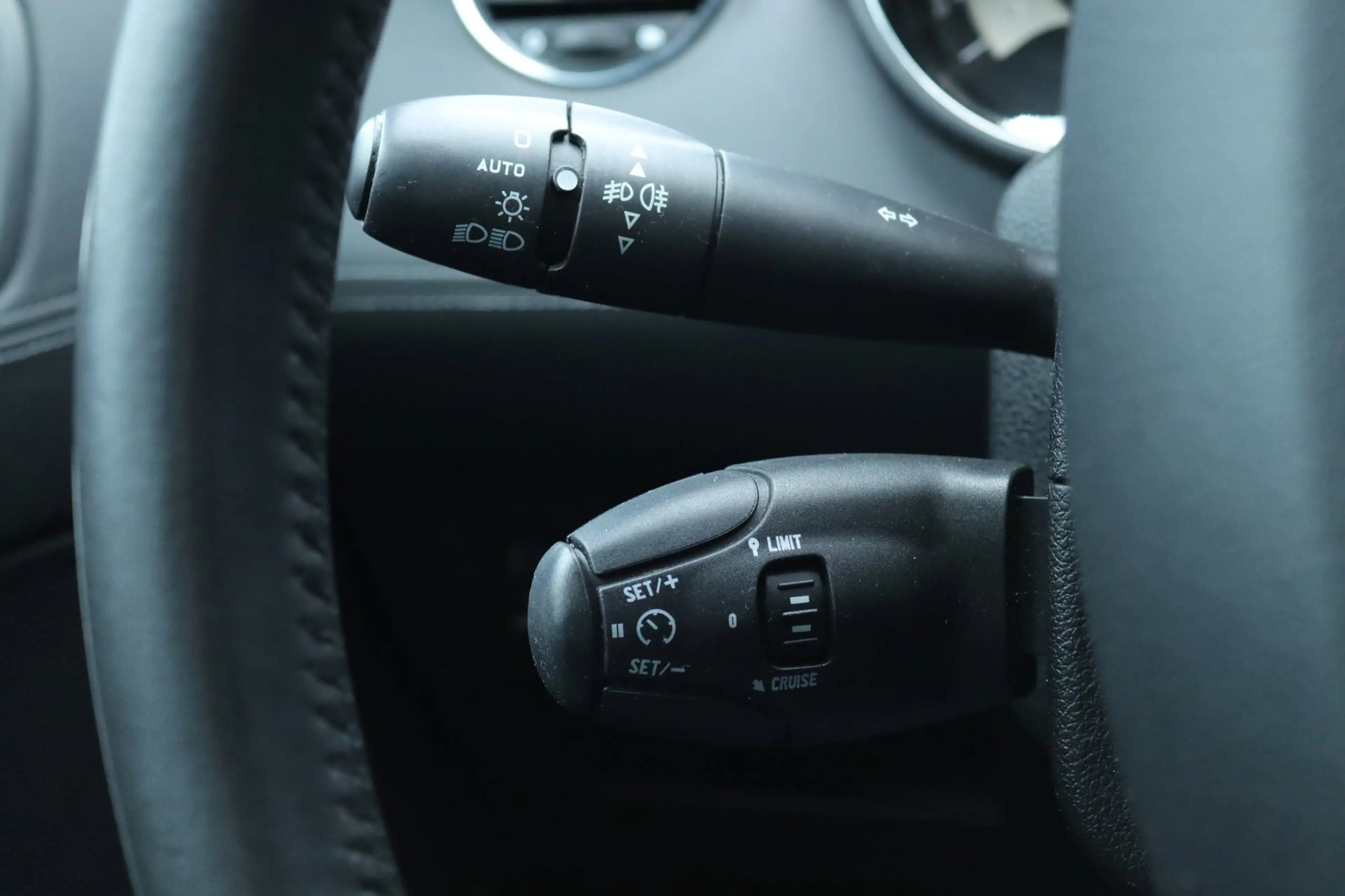 Peugeot RCZ 1.6 THP — photo 16