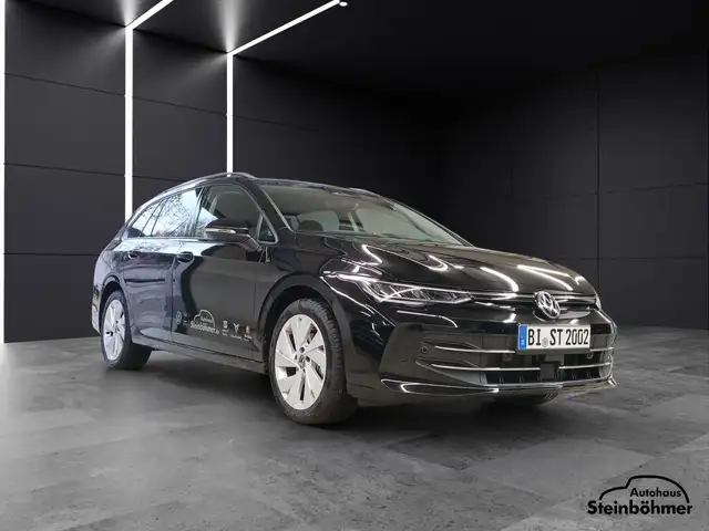 Volkswagen Golf view 10