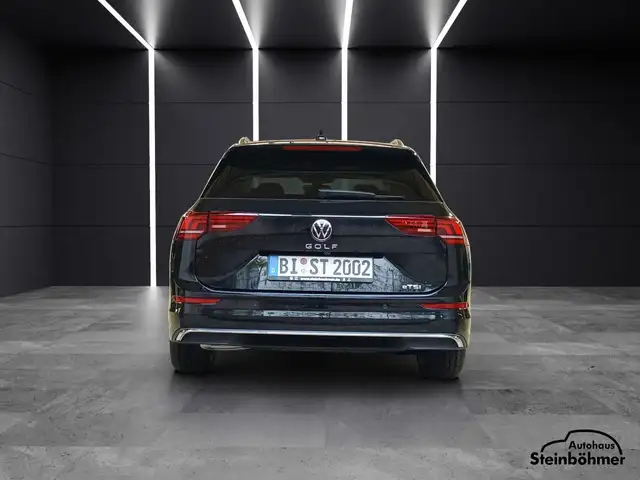 Volkswagen Golf view 5