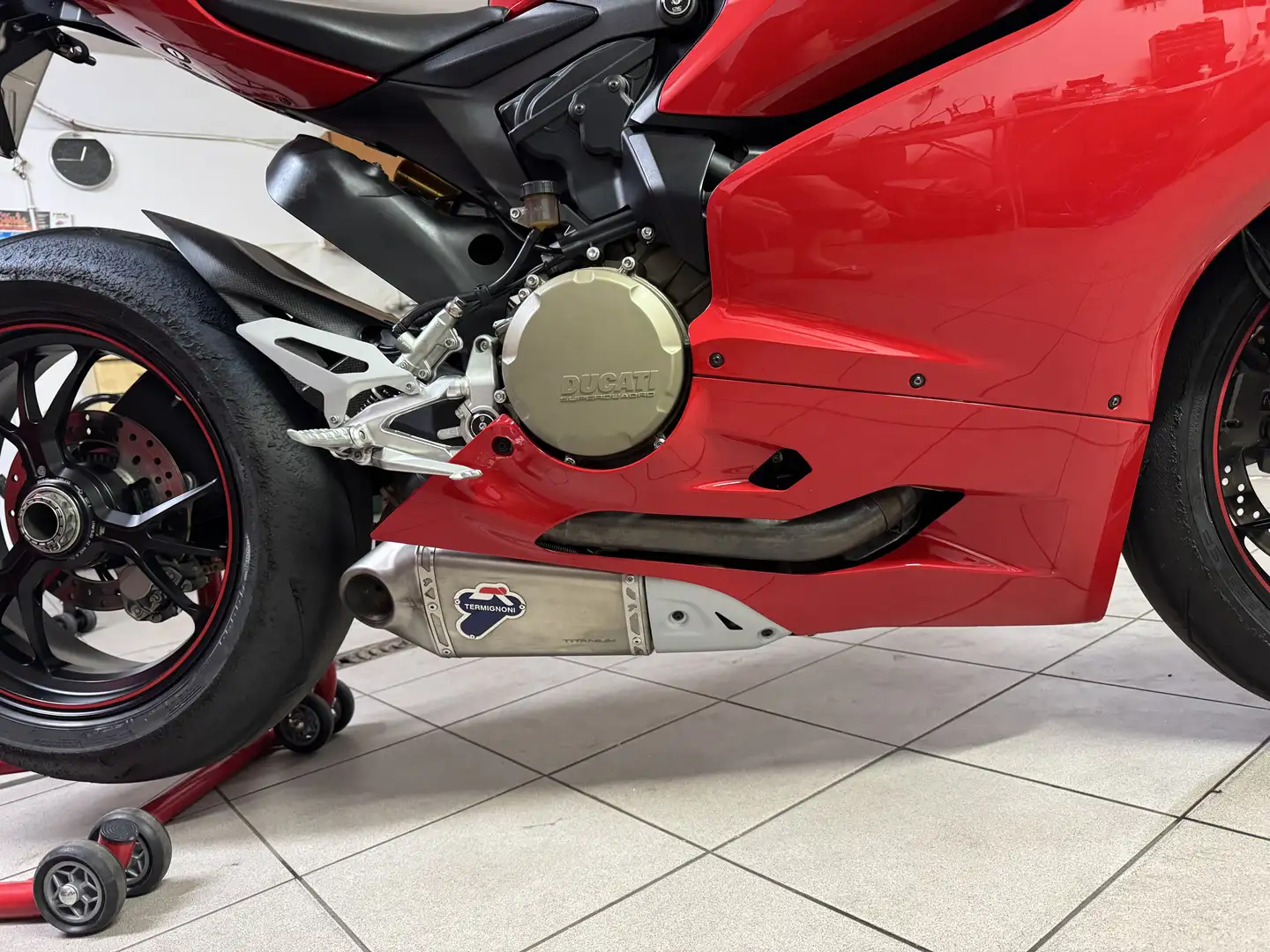 Ducati 1199 Panigale S - 2