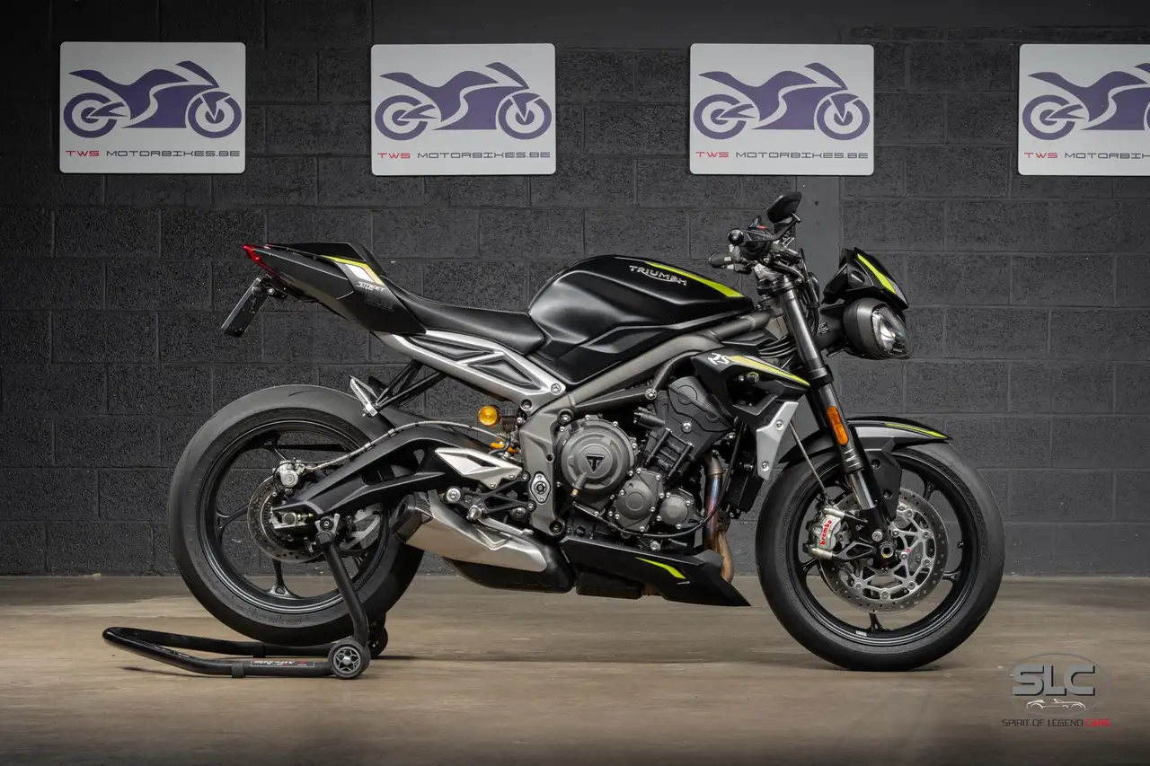 Triumph Street Triple RS
