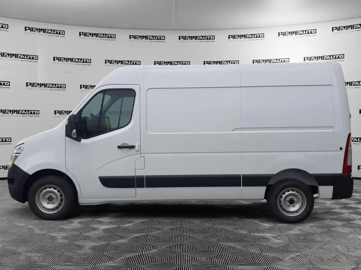 Nissan Interstar 35 2.3 dCi 135CV PM-TM Acenta Furgone L Wit - 2