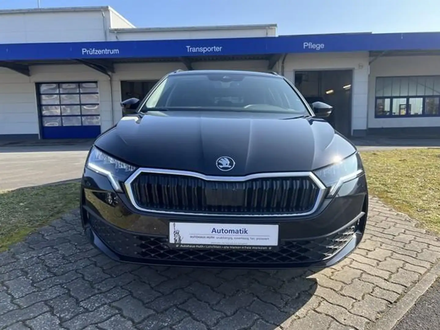 Skoda Octavia Combi 1.5 TSI DSG AHK APP LED Schwarz - 2