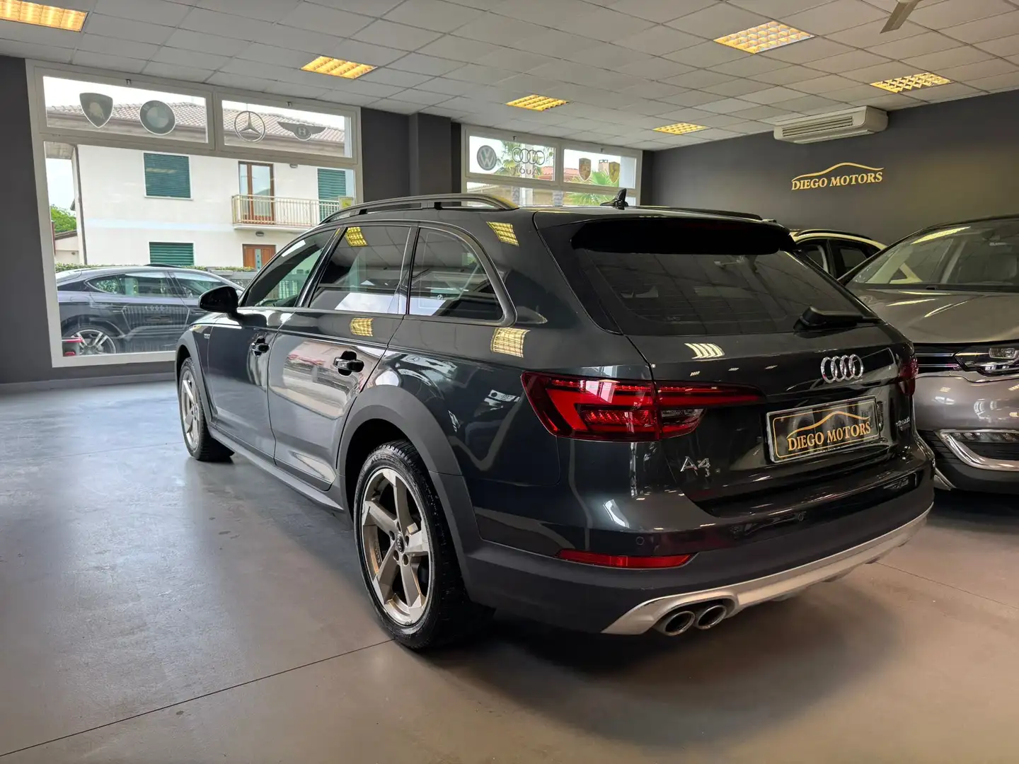 Audi A4 allroad 2.0 tdi Business Evolution 190cv s-tronic - 2