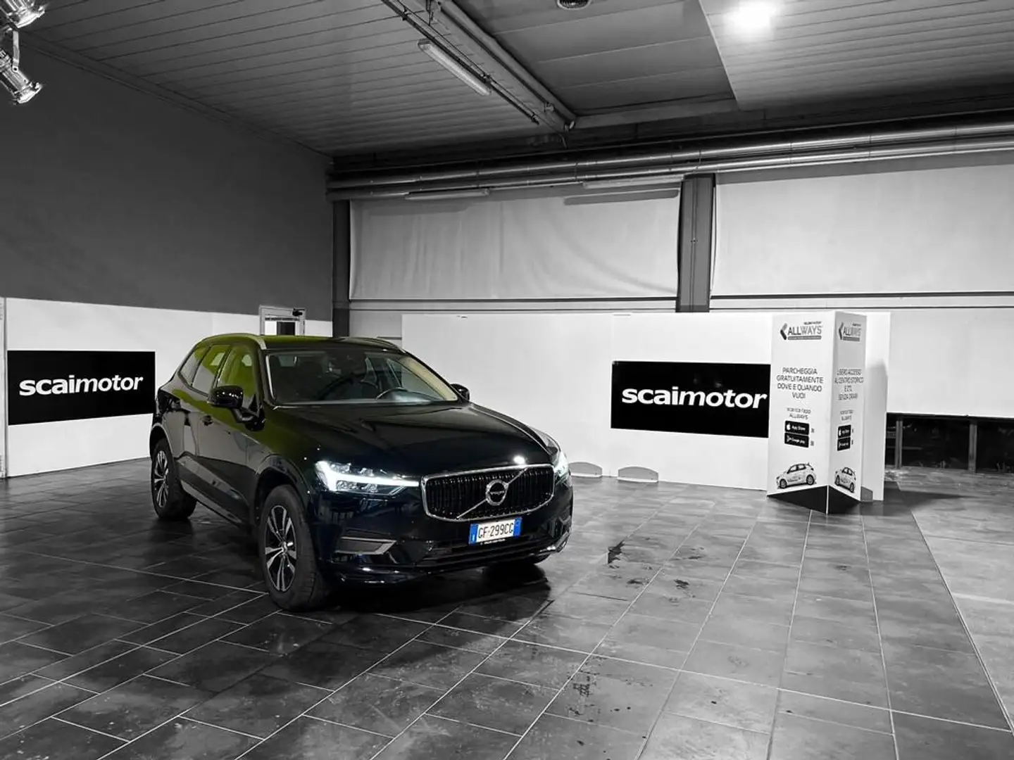Volvo XC60 2.0 B4 Momentum awd auto my20 Noir - 1