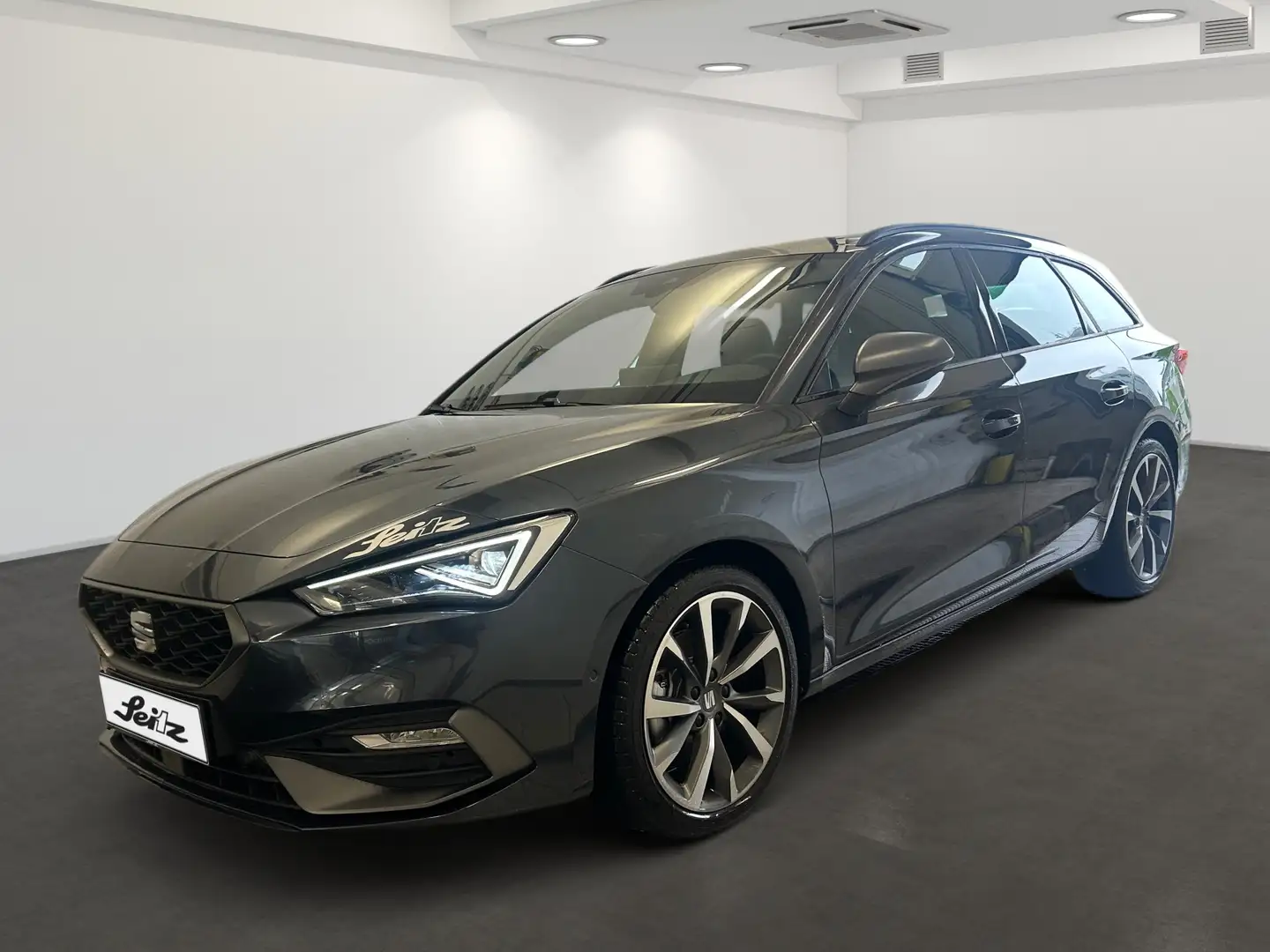 SEAT Leon Sportstourer 2.0 TDI FR *MATRIX*PANO*BEATS* Grau - 2