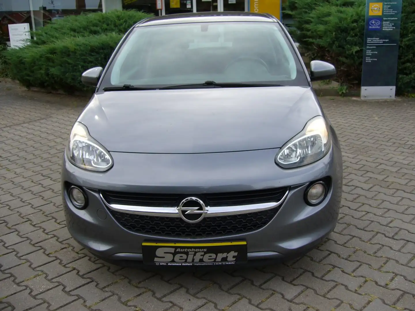 Opel Adam 1.2  Glam (EURO 6d-TEMP) Grau - 1