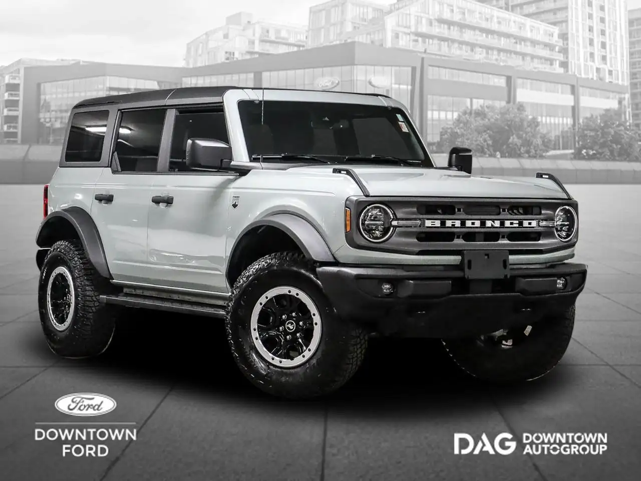 Ford Bronco снимка Ford Bronco