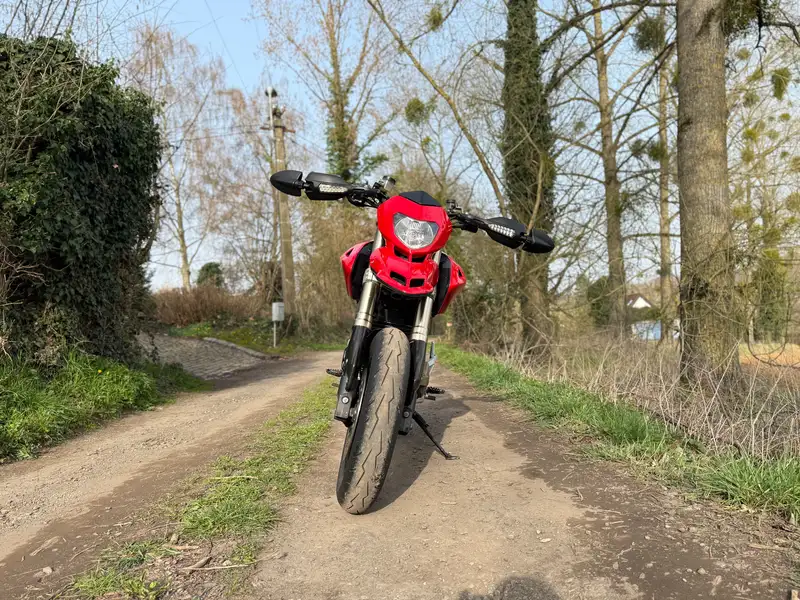 Ducati Hypermotard 1100 - foto 5