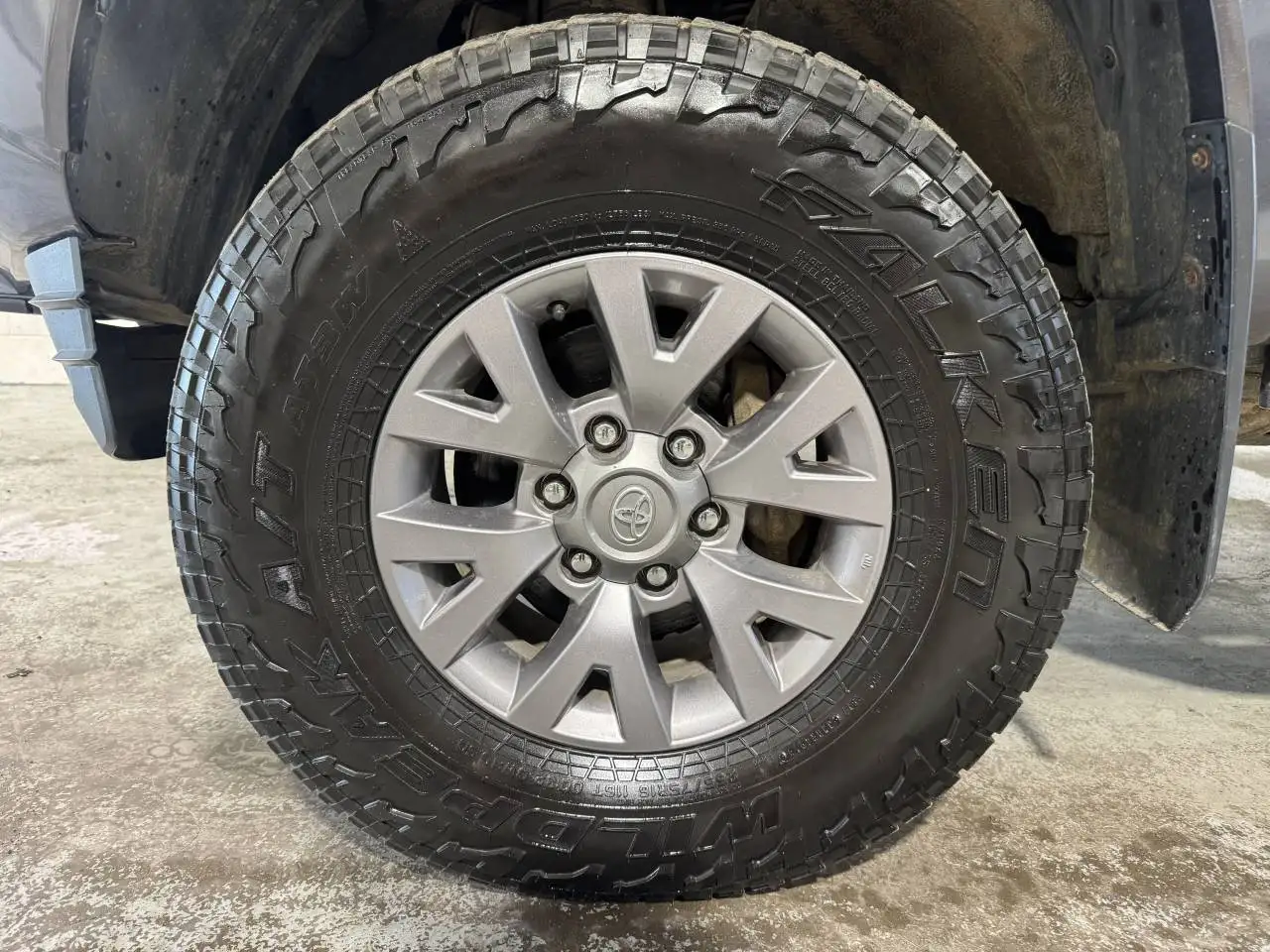 Toyota Tacoma снимка Toyota Tacoma