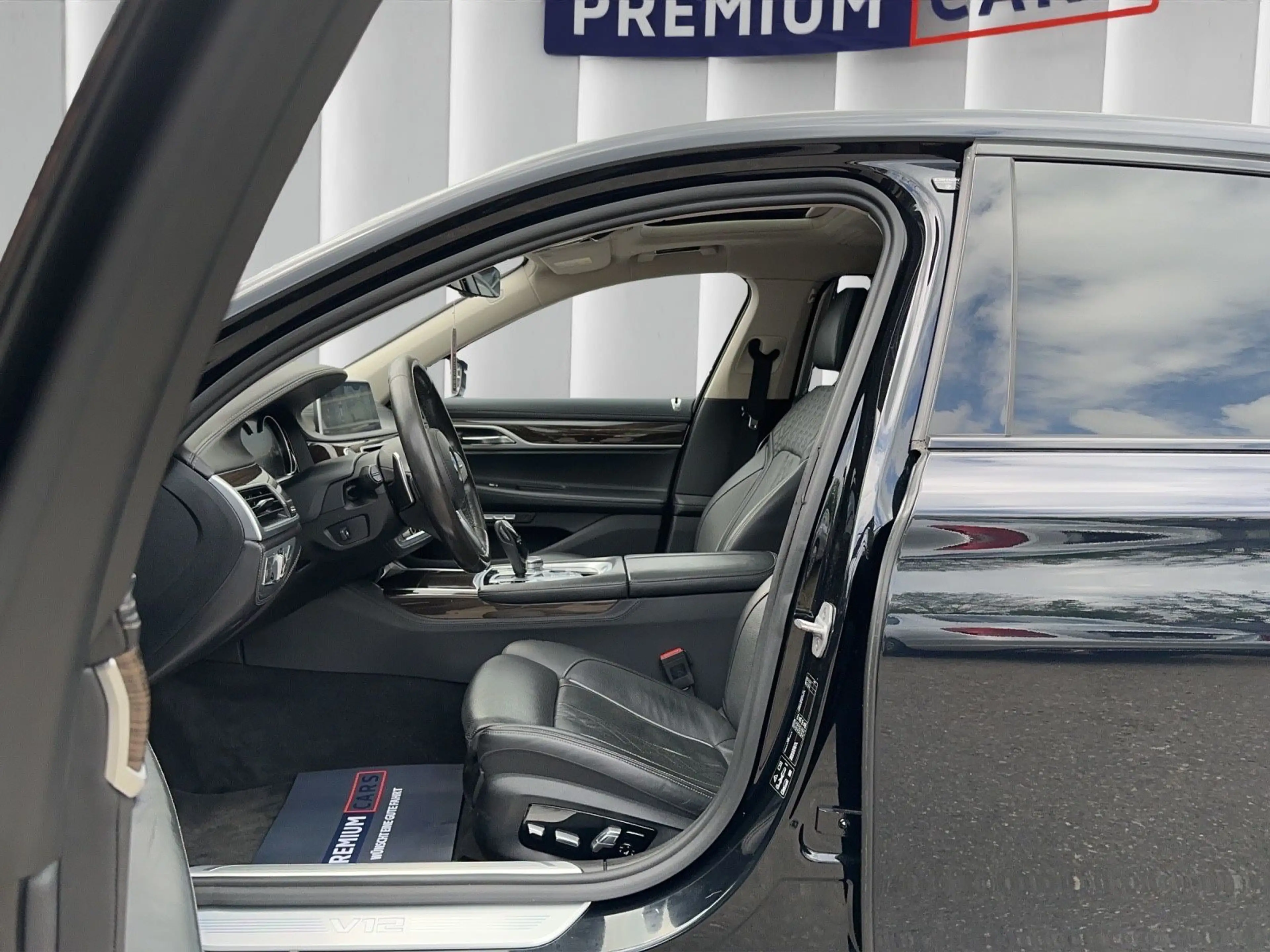 BMW 760 Li xDrive *Deutsch*Garantie*Finanzierung* — photo 10