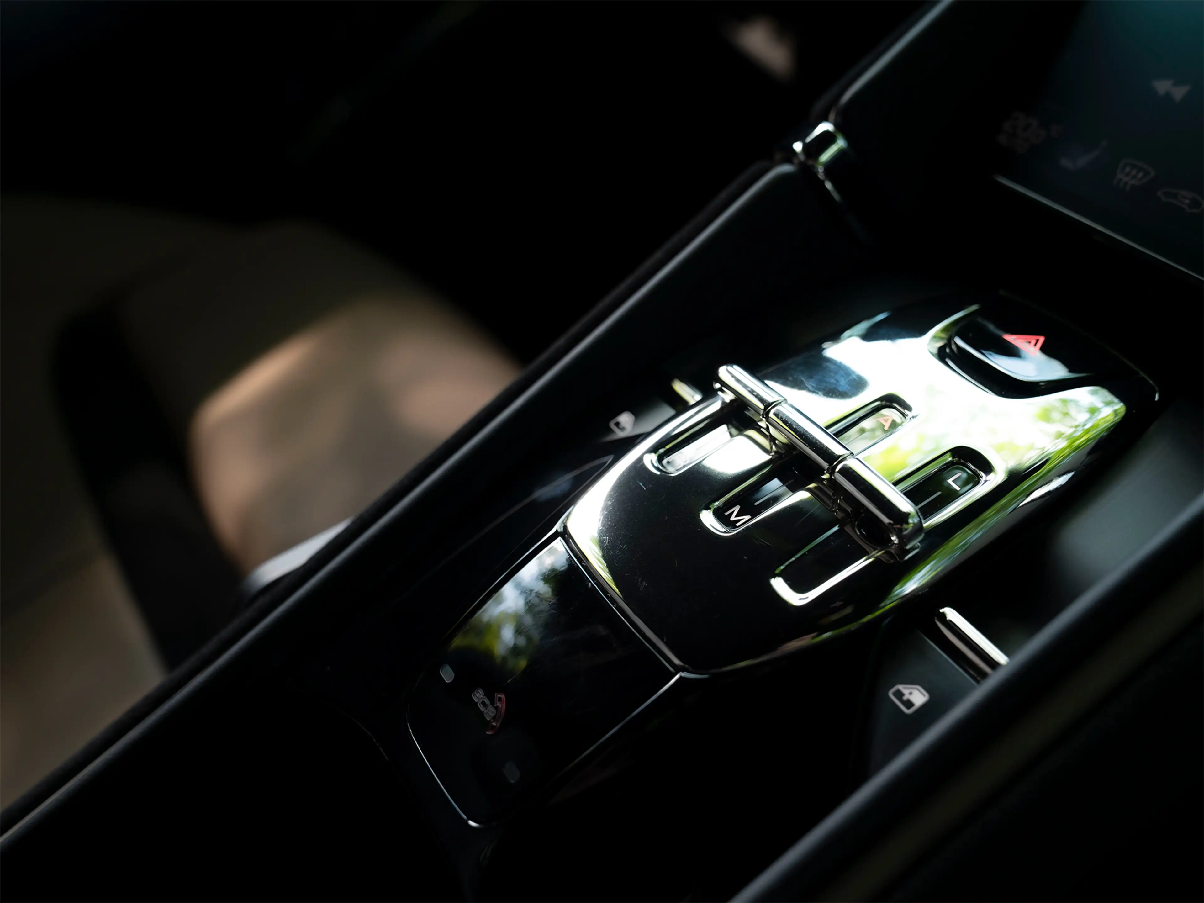 Ferrari Roma 3.9 V8 HELE | Blu Scozia | Carbon exterieur | JBL — photo 37