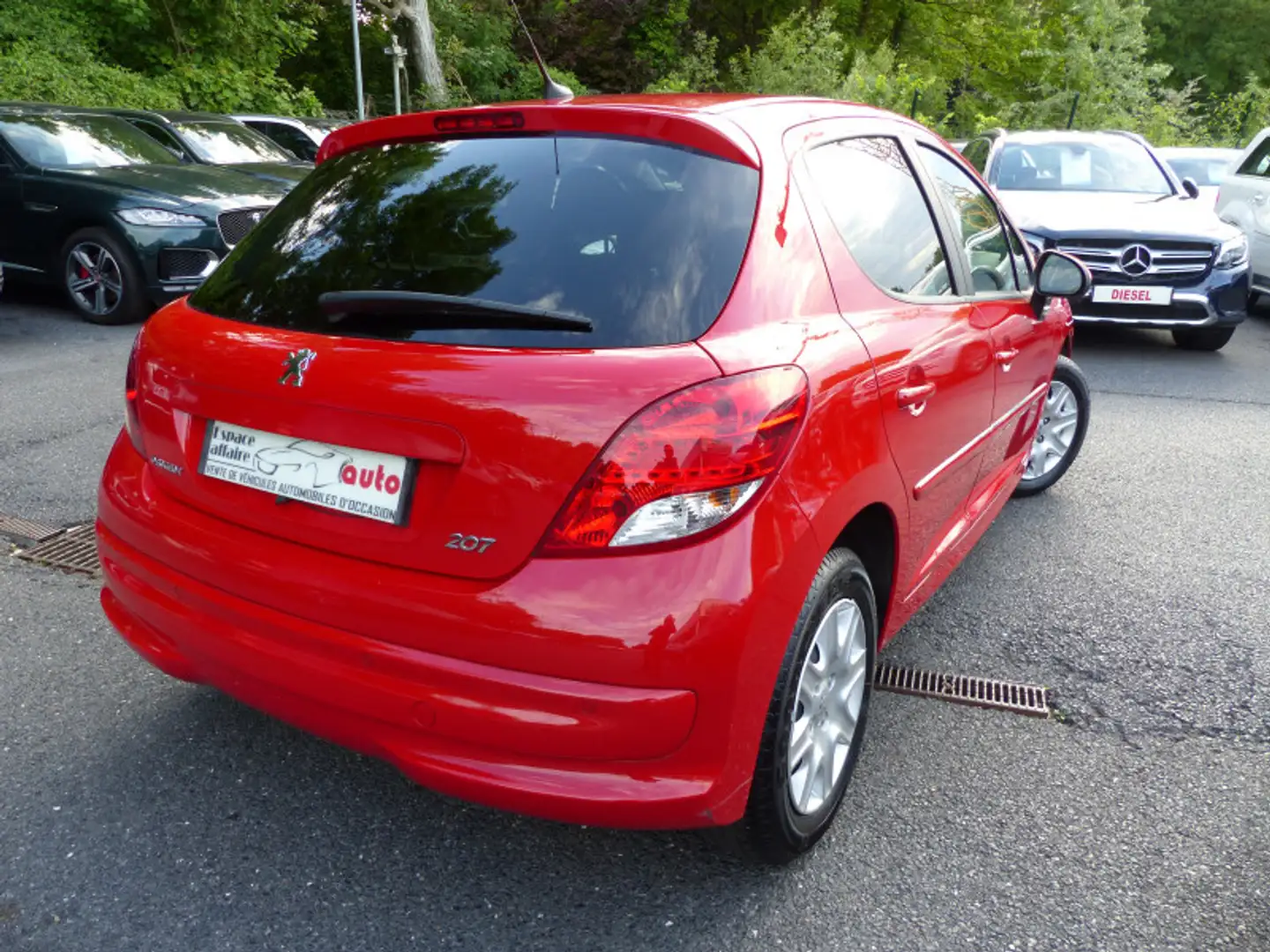 Peugeot 207 1.4 16V PREMIUM 2-TRONIC 5P Rouge - 2