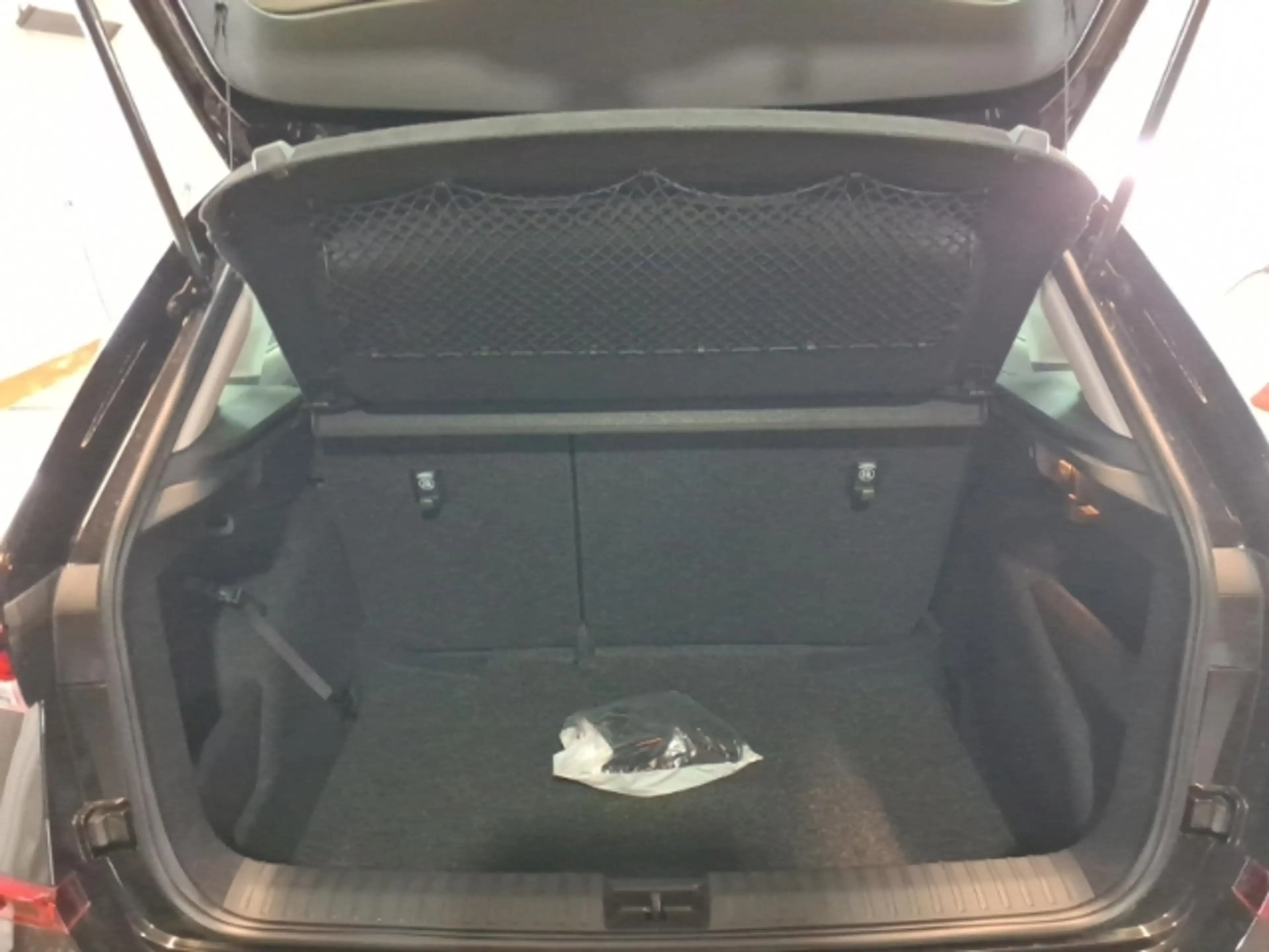 Skoda Kamiq Tour 1.5 TSI 110 KW Navi PDC Kamera 3,99% — photo 6