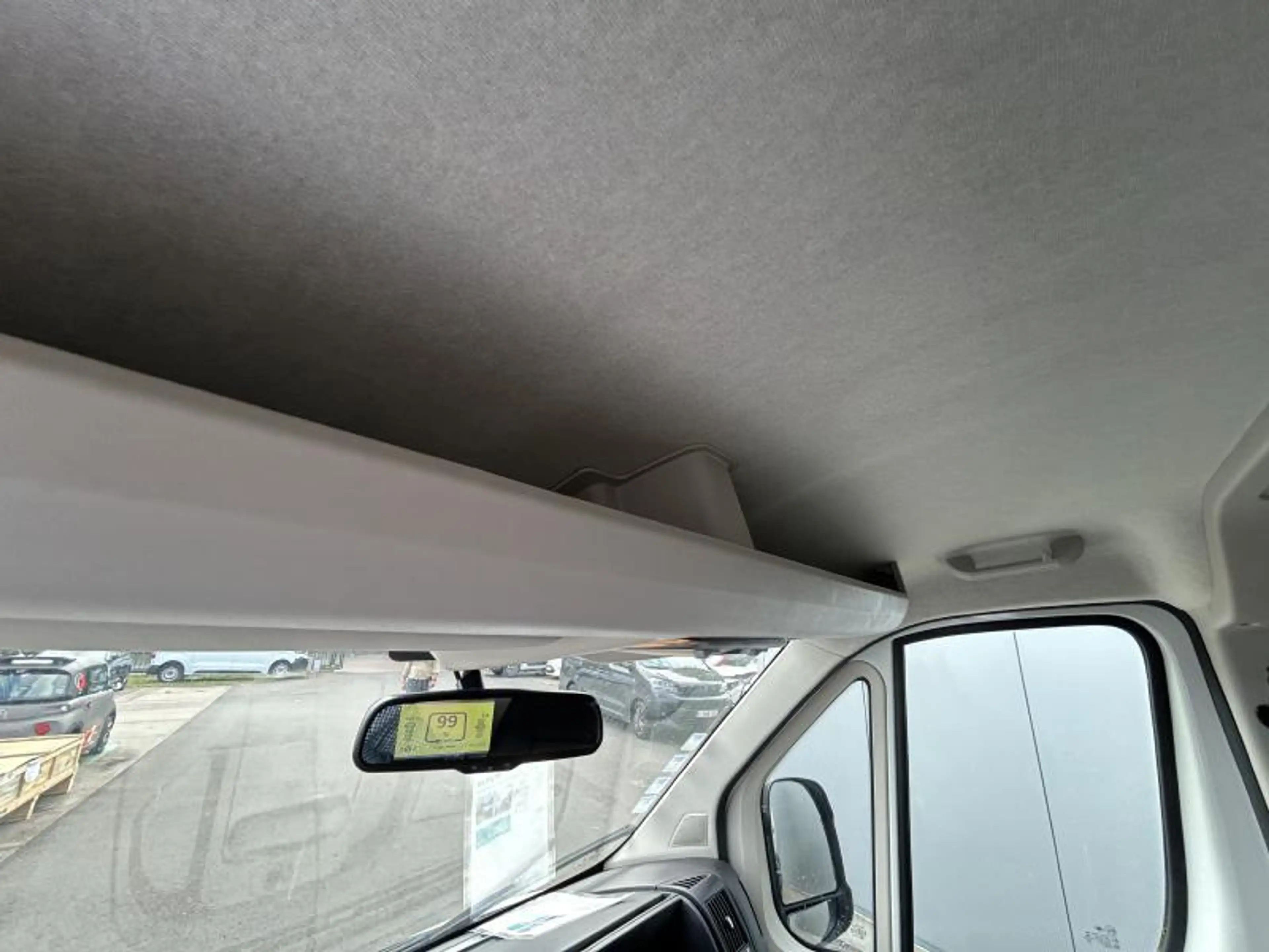 Peugeot Boxer e-Boxer L3H2 — photo 13