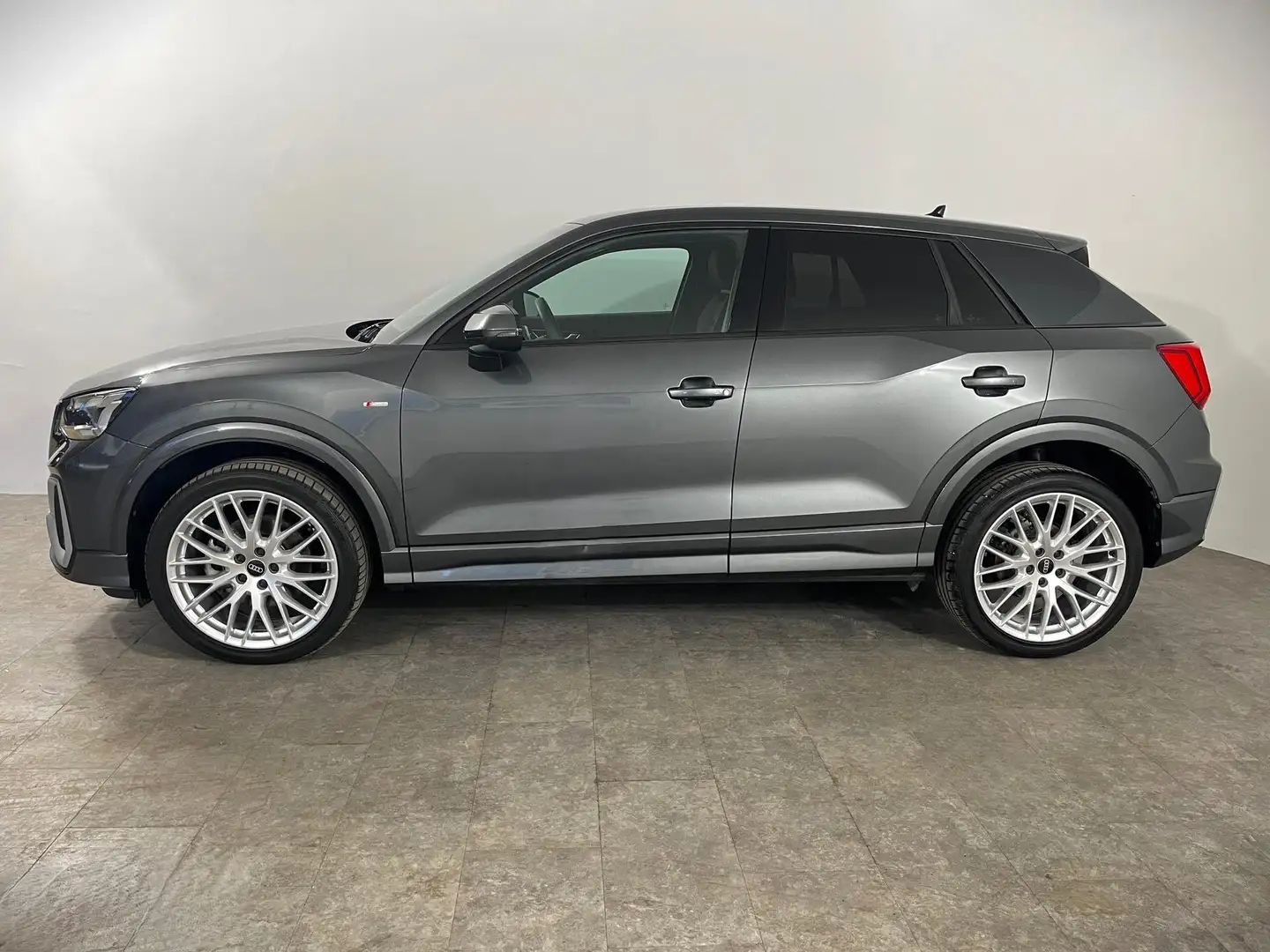 Audi Q2 35 TDI S line MATRIX*NAVI*VIRTUAL COCKPIT 110 k... Grau - 2