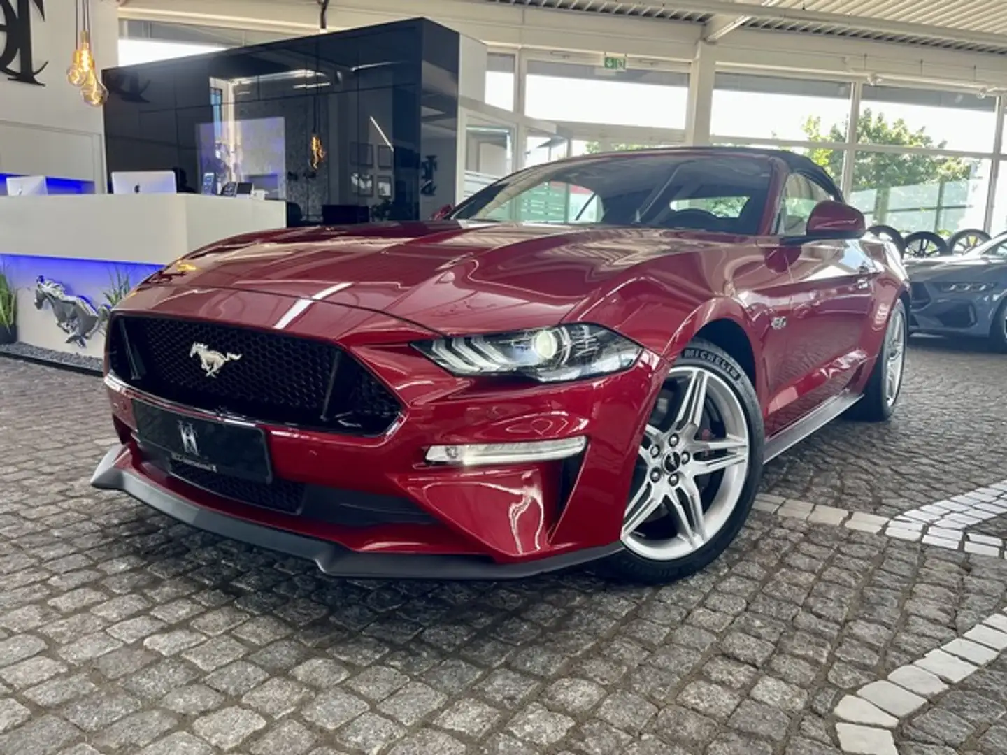 Ford Mustang GT Cabrio Aut. 1Hd + DE + Garantie Rojo - 2
